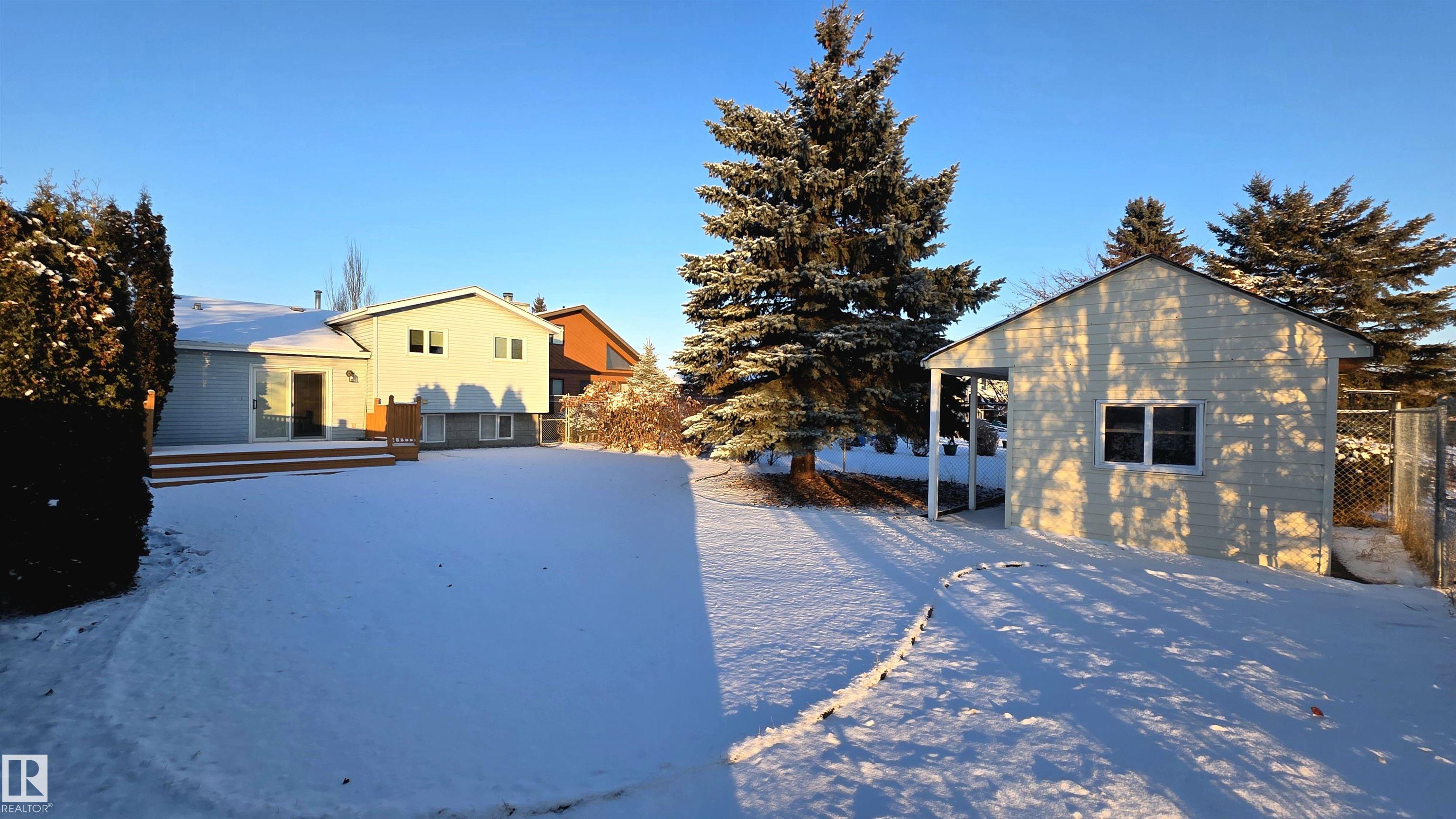 Photo 36 at 4631 10 Avenue NW, Crawford Plains, Edmonton