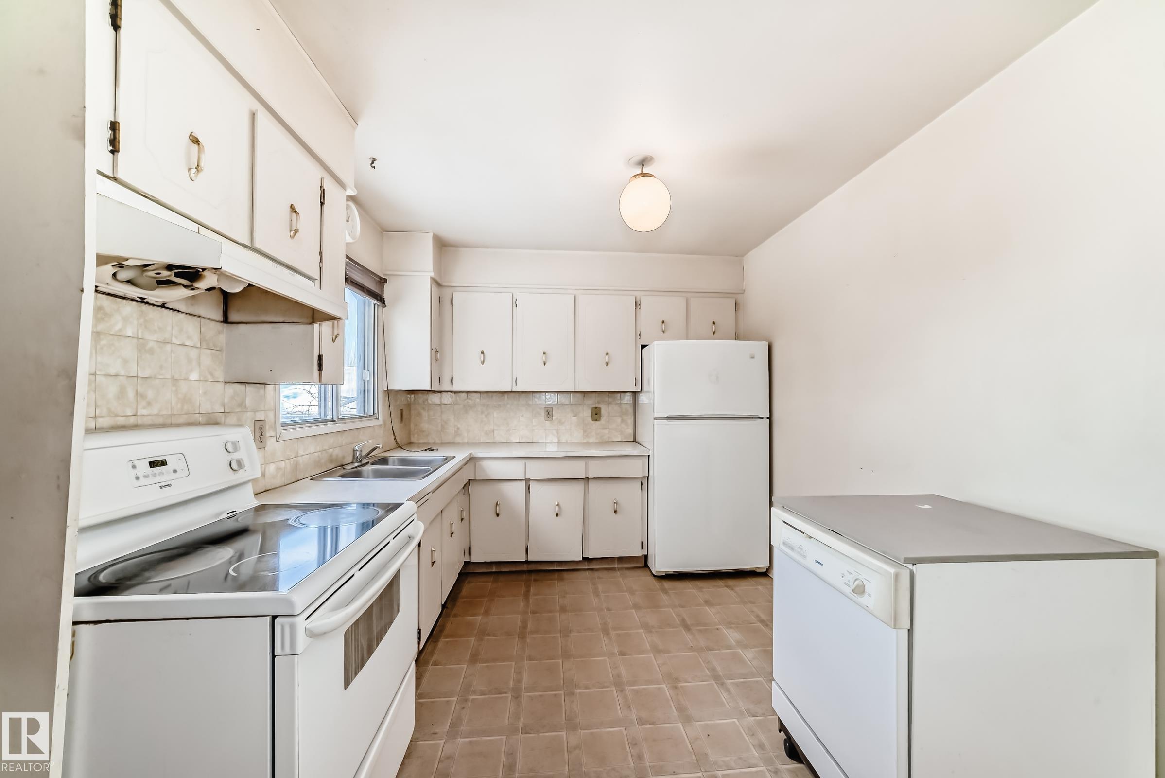 1720 49a Street NW, Pollard Meadows, Edmonton