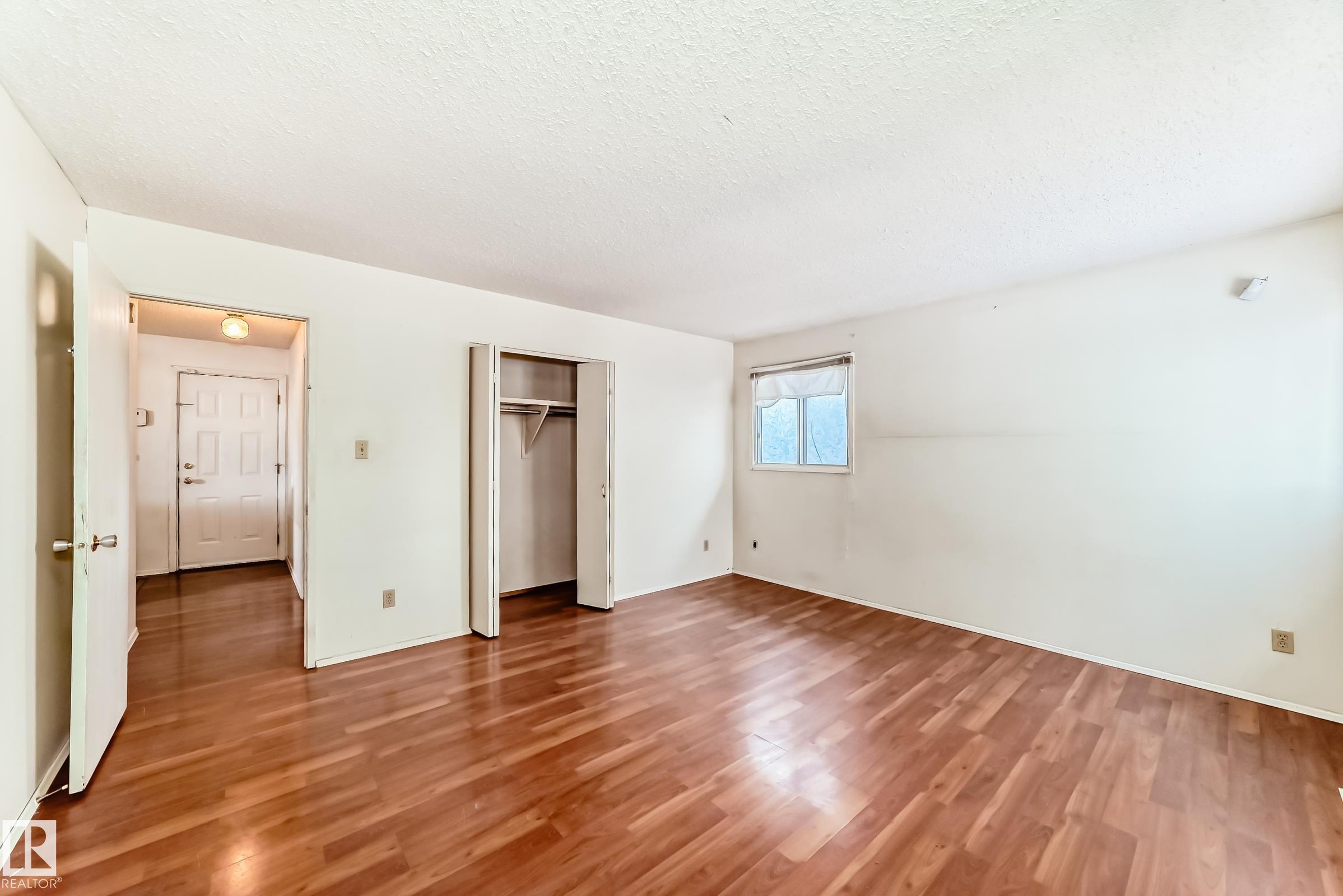 Photo 13 at 1720 49a Street NW, Pollard Meadows, Edmonton