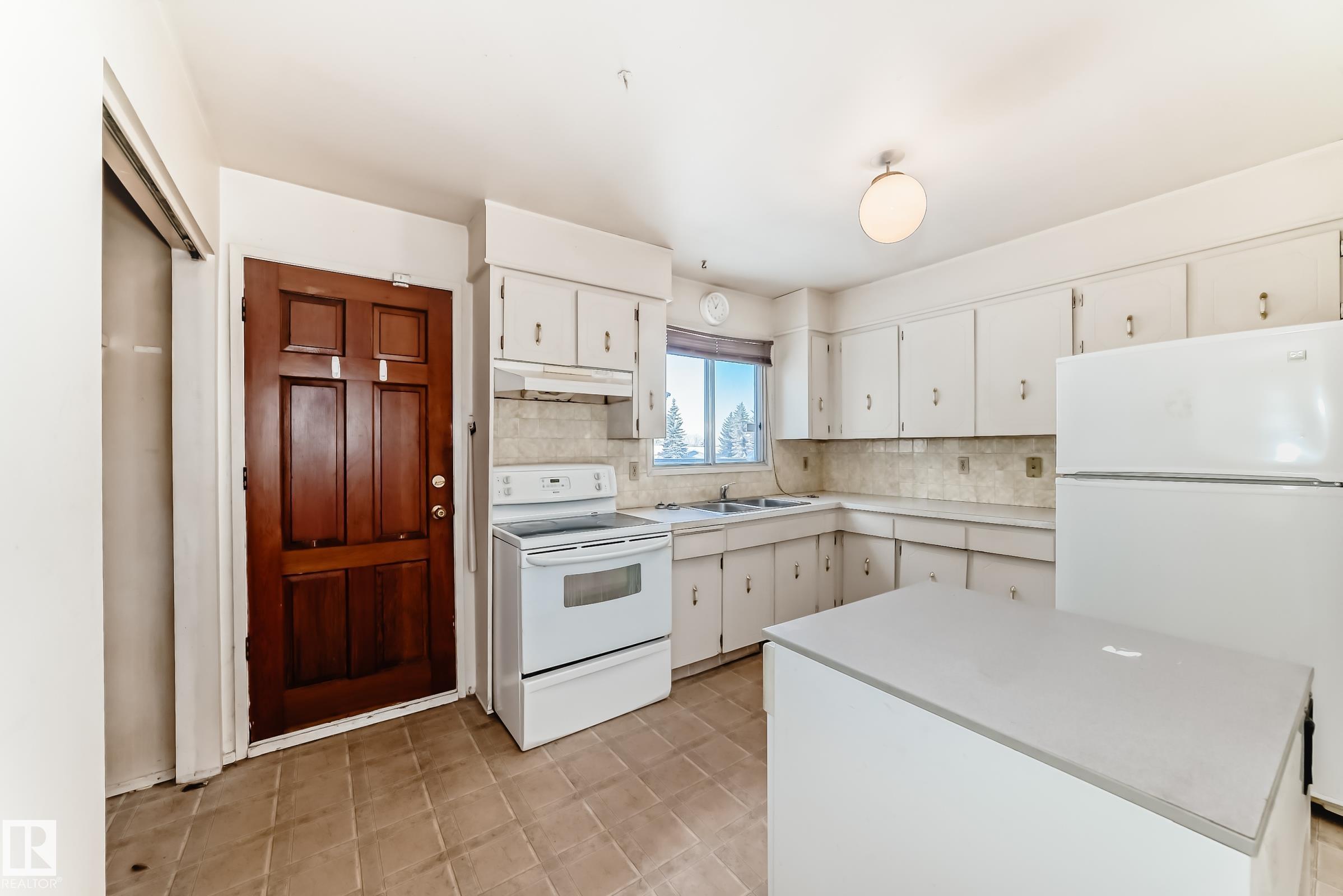 1720 49a Street NW, Pollard Meadows, Edmonton