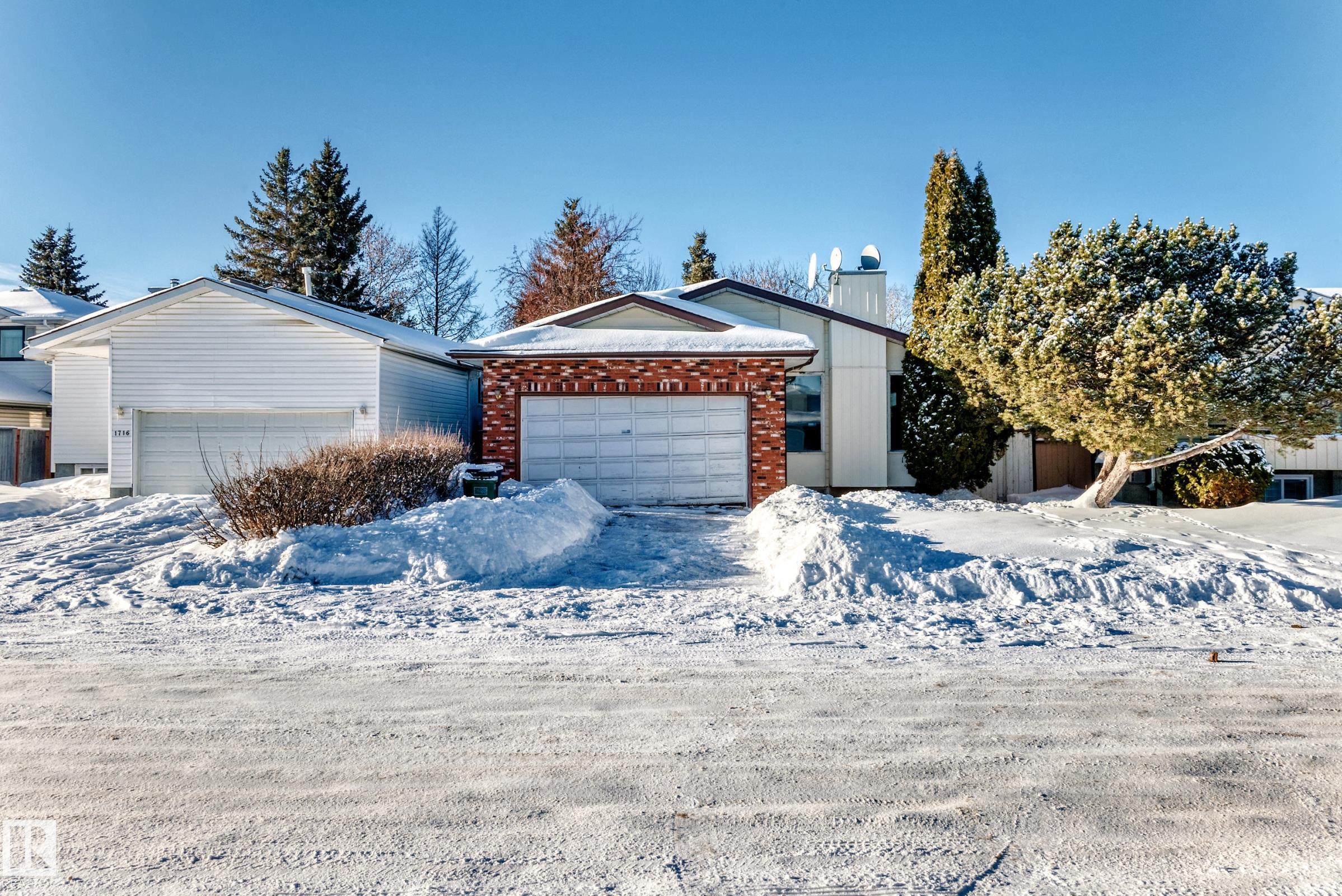 Photo 31 at 1720 49a Street NW, Pollard Meadows, Edmonton