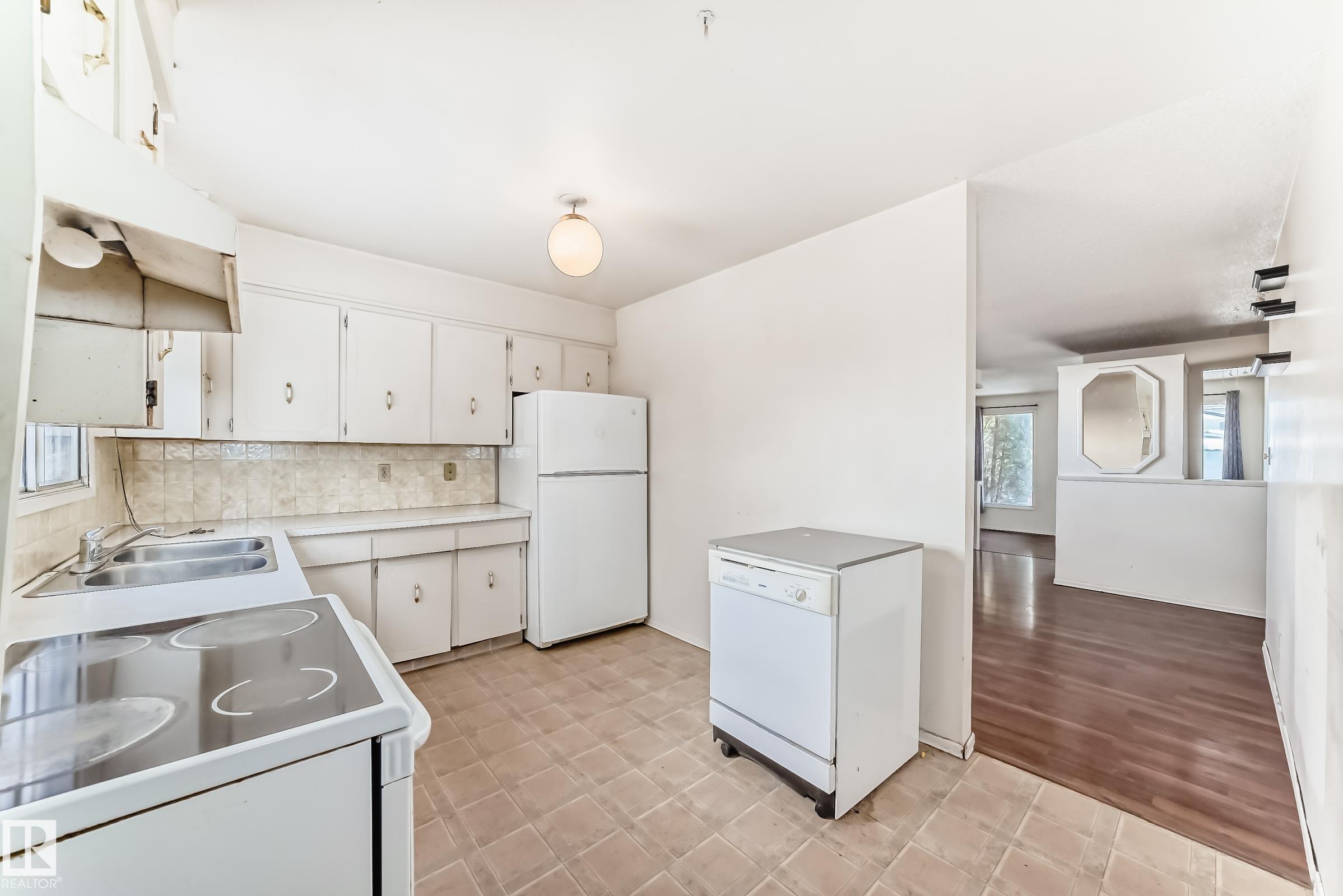 1720 49a Street NW, Pollard Meadows, Edmonton