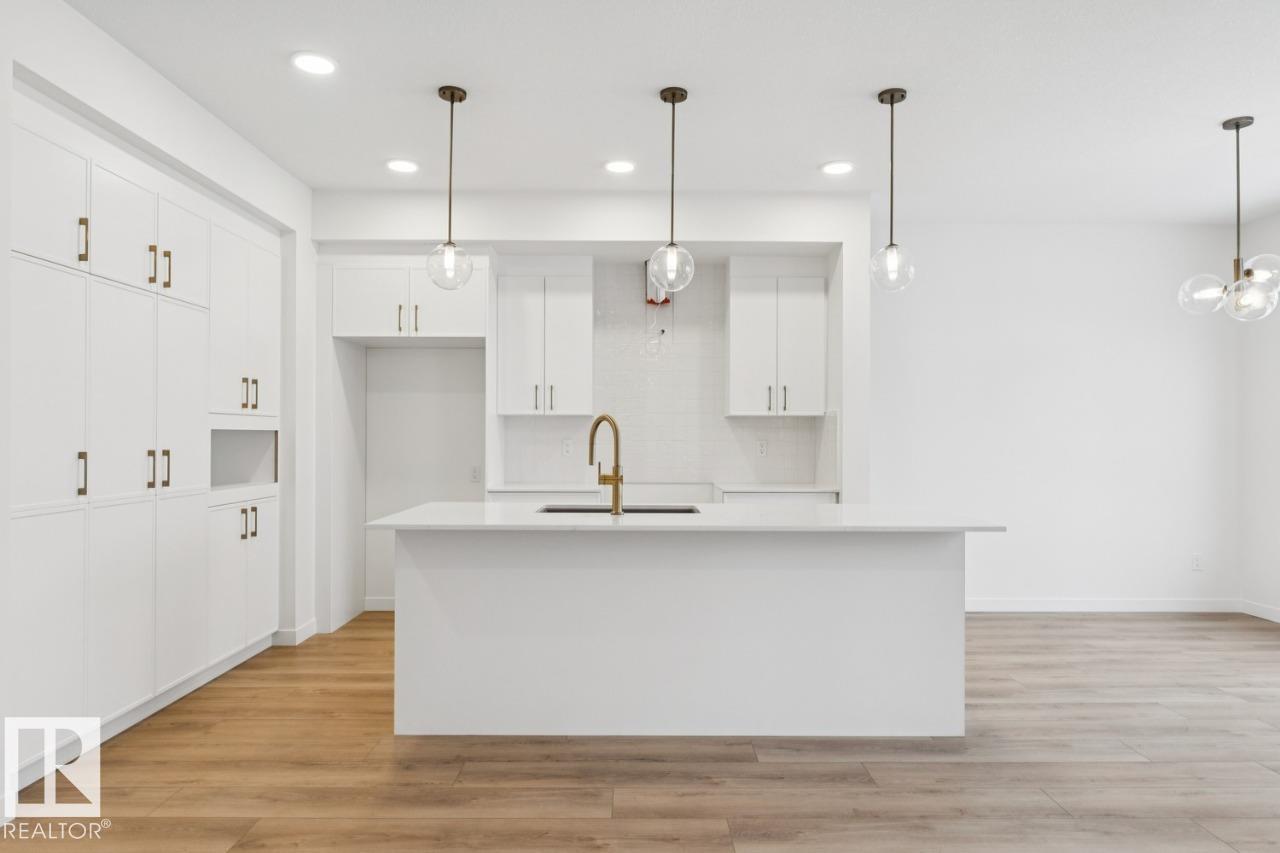 Photo 7 at 6909 51 Avenue, Elan, Beaumont