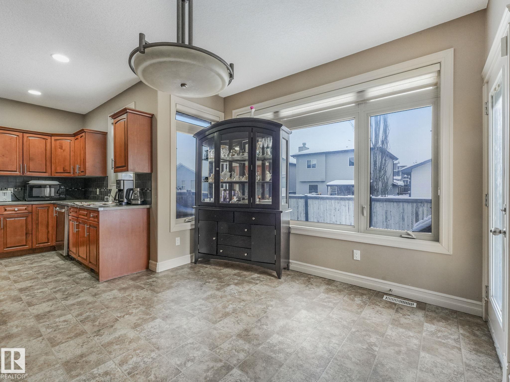 Photo 15 at 16019 134 Street NW, Carlton, Edmonton