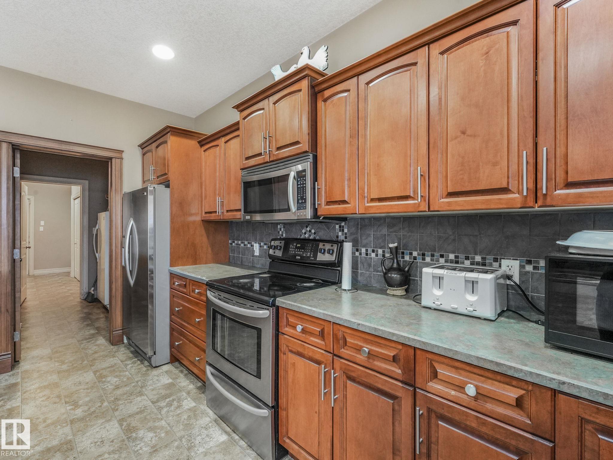 Photo 23 at 16019 134 Street NW, Carlton, Edmonton