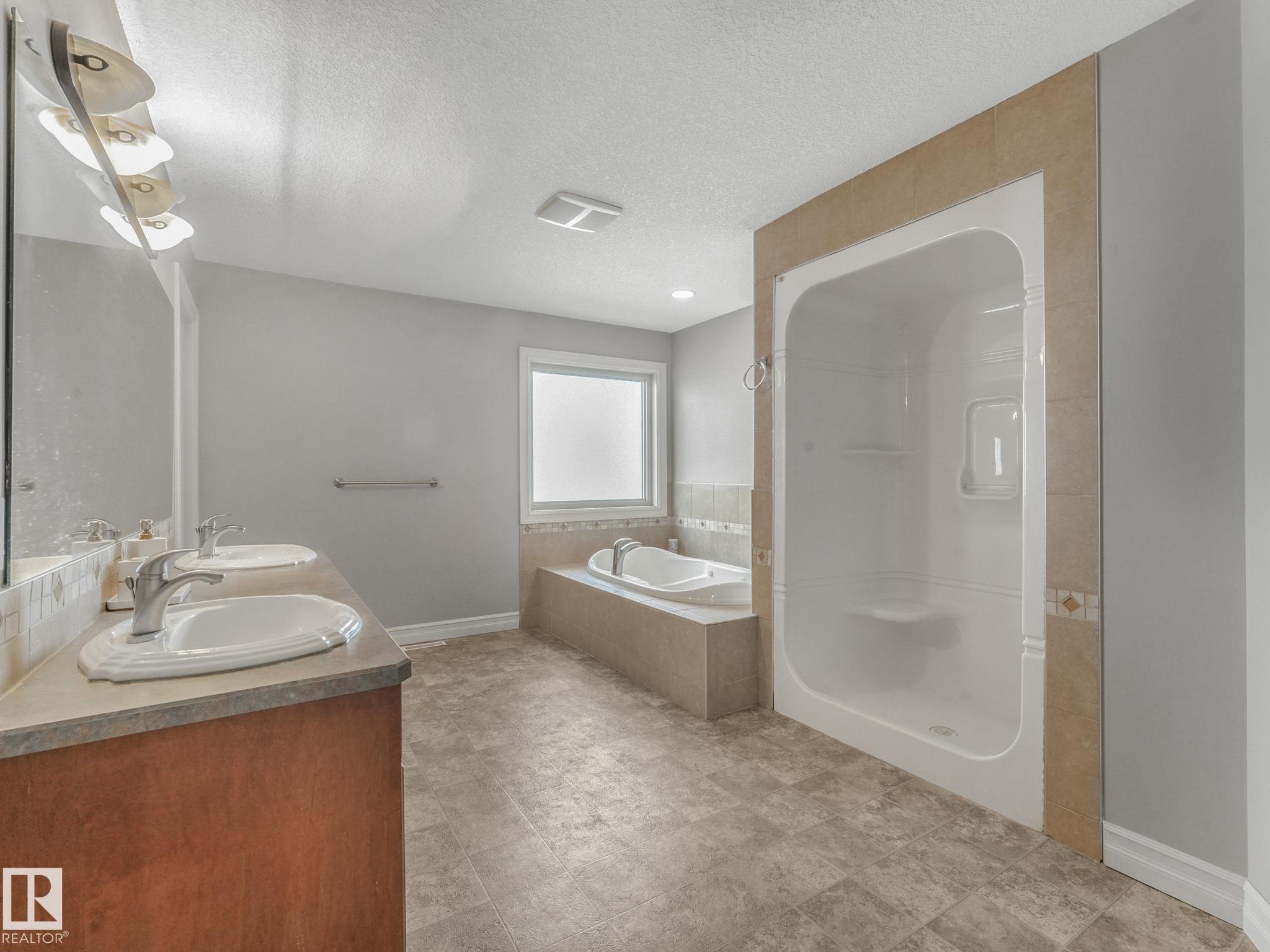 Photo 31 at 16019 134 Street NW, Carlton, Edmonton