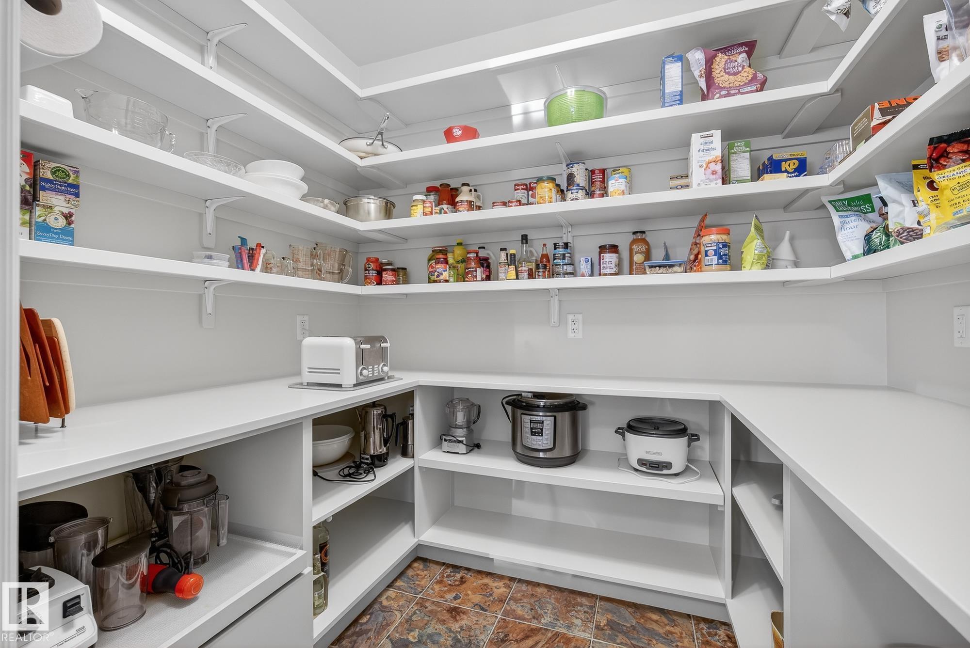 Photo 15 at 9302 93 Street NW, Bonnie Doon, Edmonton