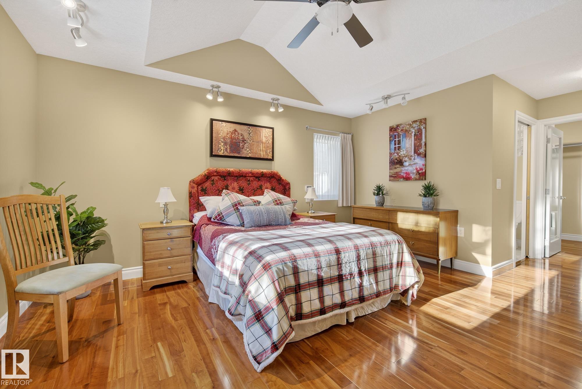 Photo 31 at 9302 93 Street NW, Bonnie Doon, Edmonton