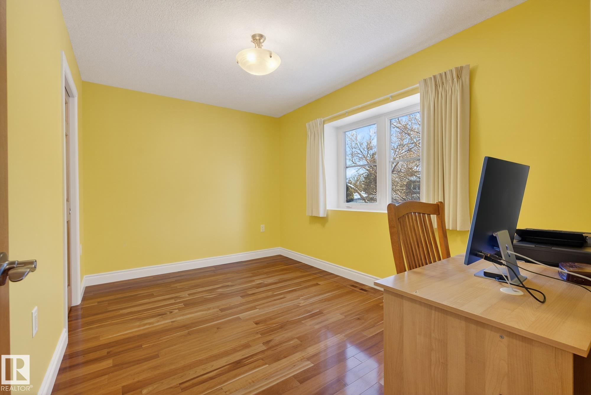 Photo 35 at 9302 93 Street NW, Bonnie Doon, Edmonton