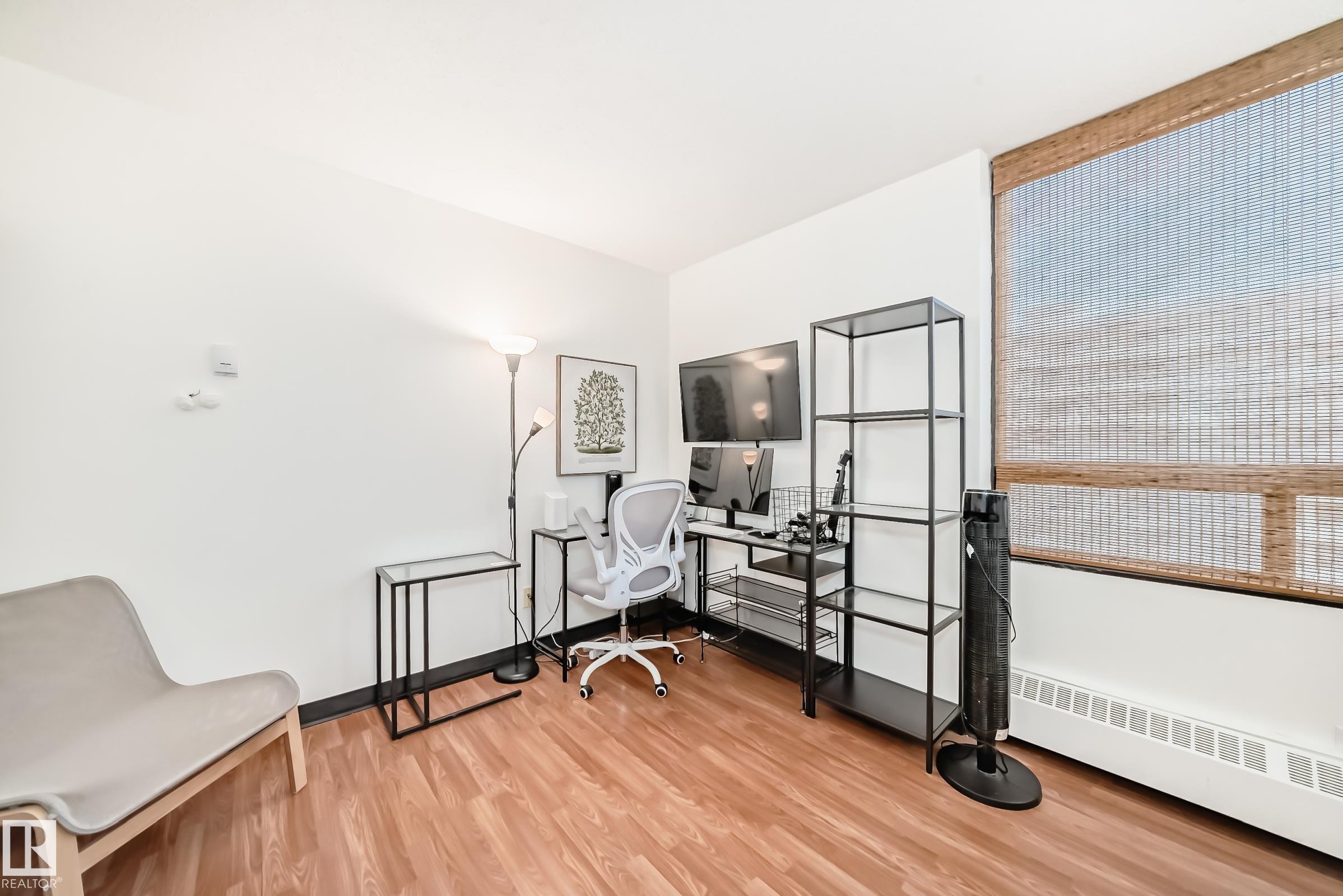 Photo 12 at 621 - 10160 114 Street NW, Wîhkwêntôwin, Edmonton