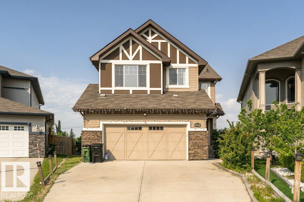1920 33b Street NW, Laurel, Edmonton