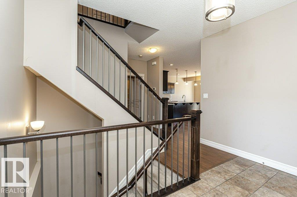 1920 33b Street NW, Laurel, Edmonton