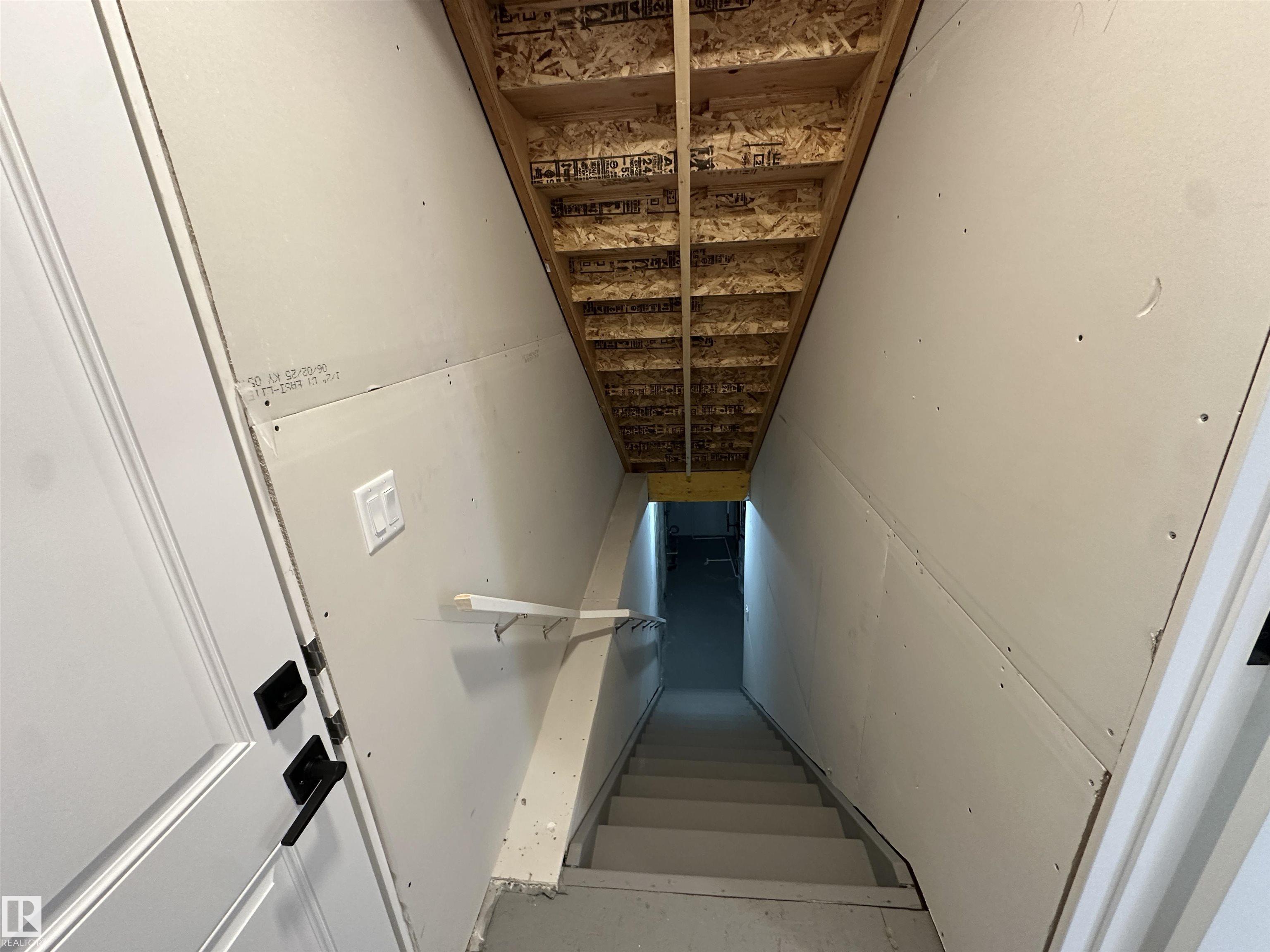 Photo 24 at 35 Sereno Lane, Sienna, Fort Saskatchewan