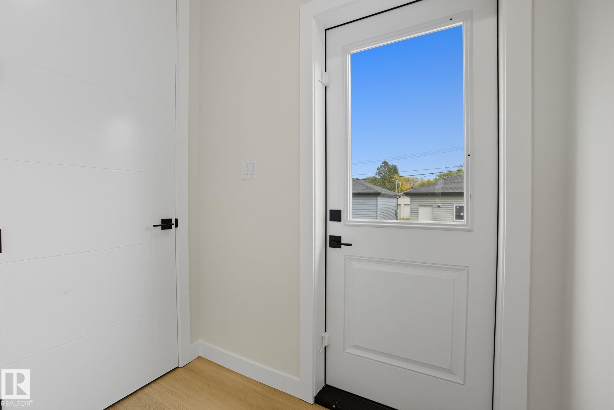 Photo 25 at 9007 153 Street NW, Jasper Park, Edmonton