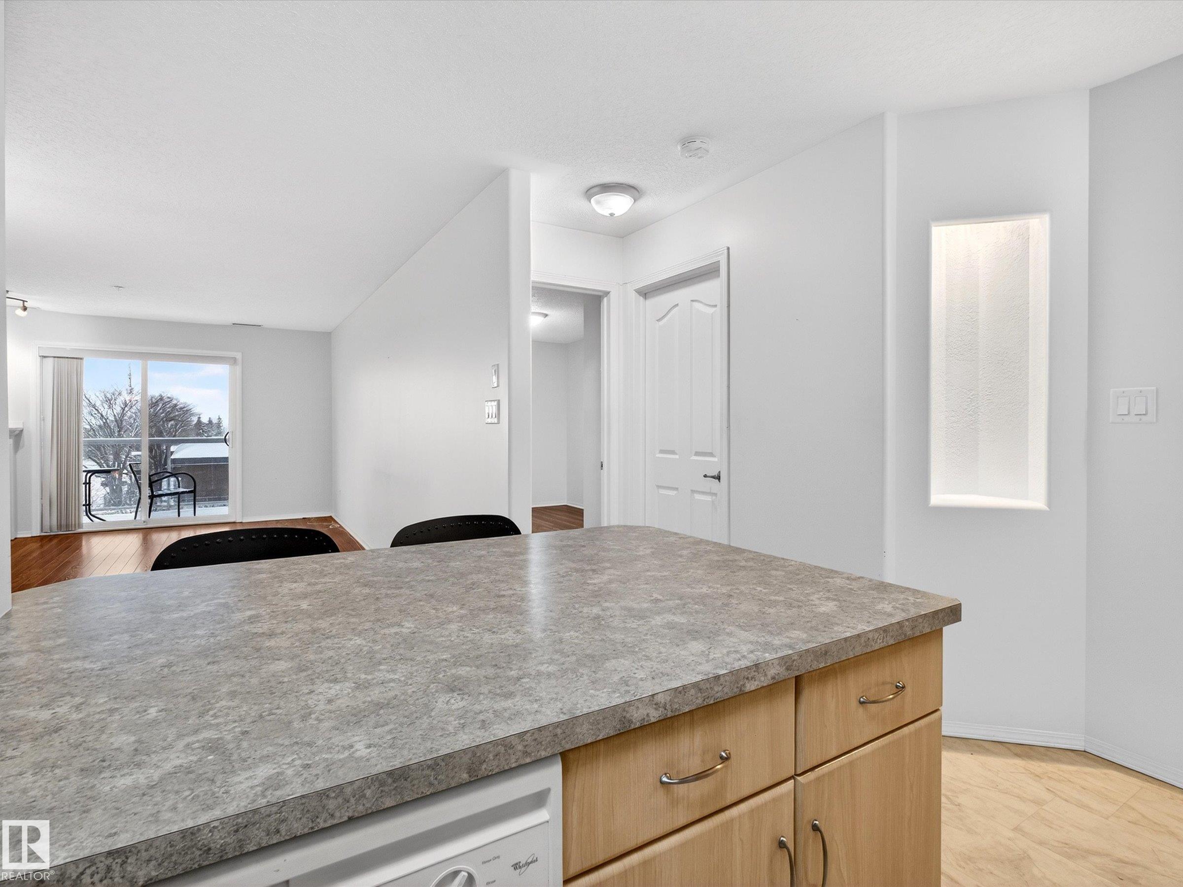 Photo 12 at A - 416 78 Mckenney Avenue, Mission, St. Albert