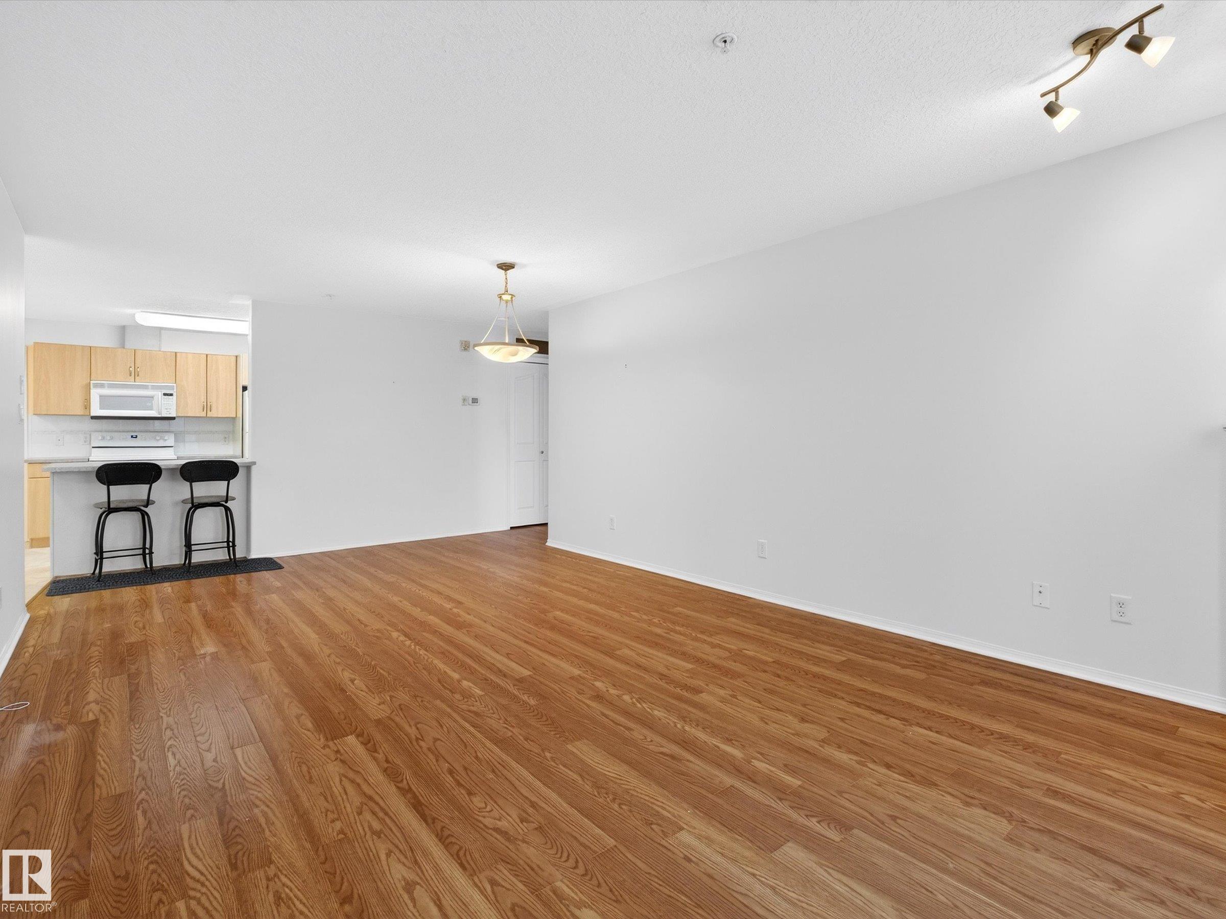 Photo 21 at A - 416 78 Mckenney Avenue, Mission, St. Albert