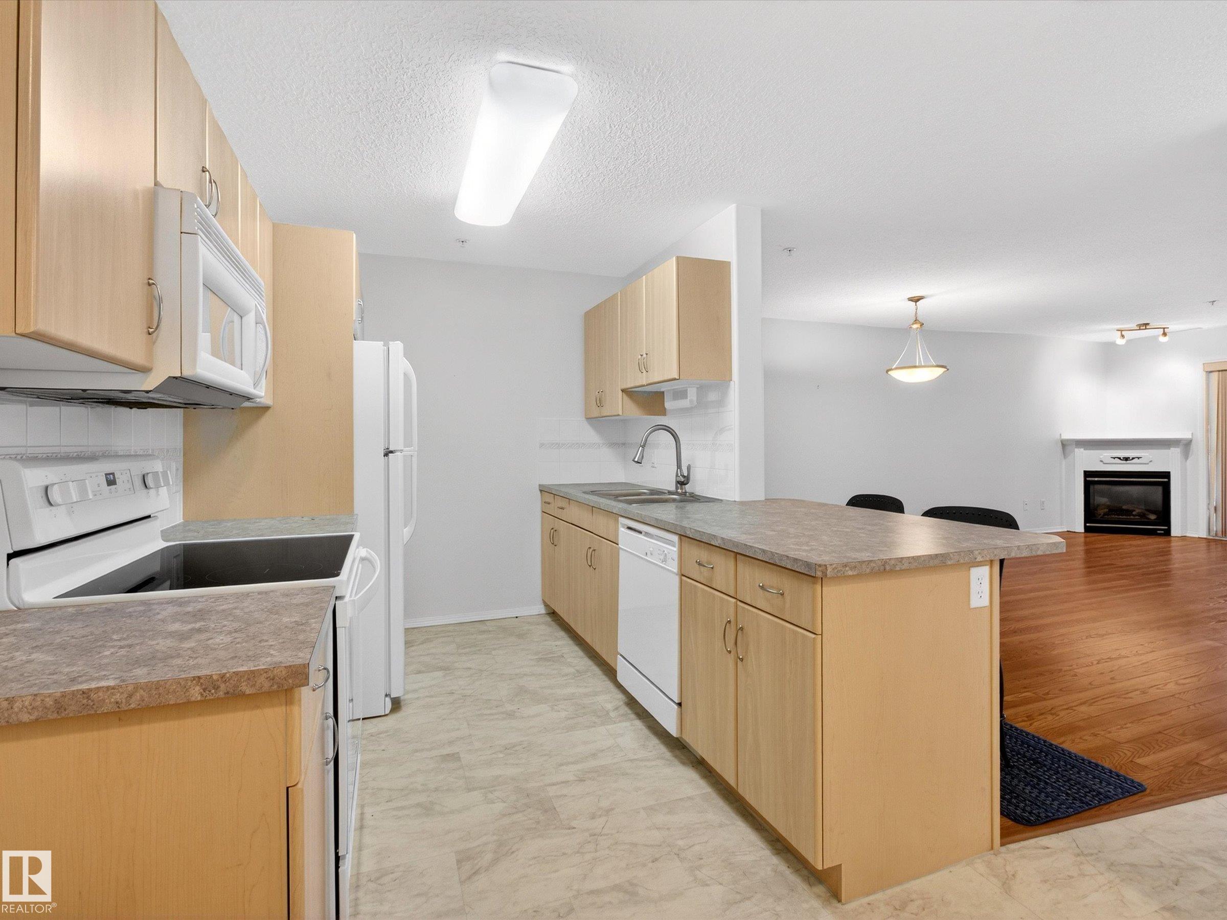 A - 416 78 Mckenney Avenue, Mission, St. Albert