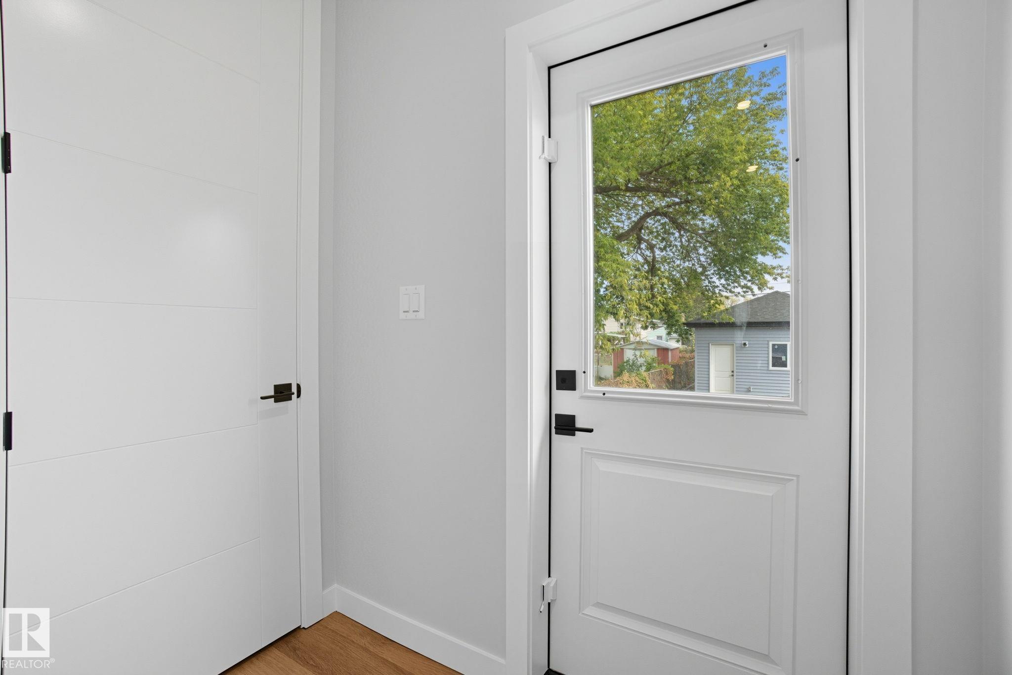 Photo 25 at 9009 153 Street NW, Jasper Park, Edmonton