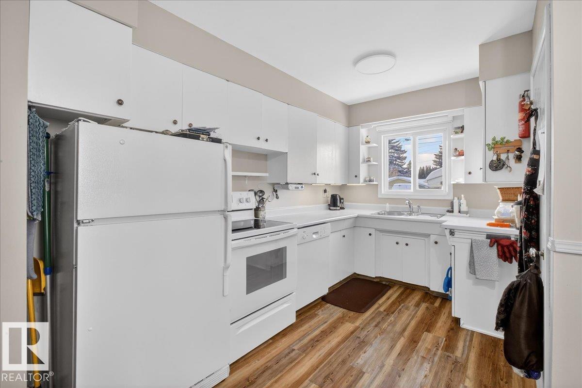 Photo 12 at 11010 38 Street NW, Beverly Heights, Edmonton