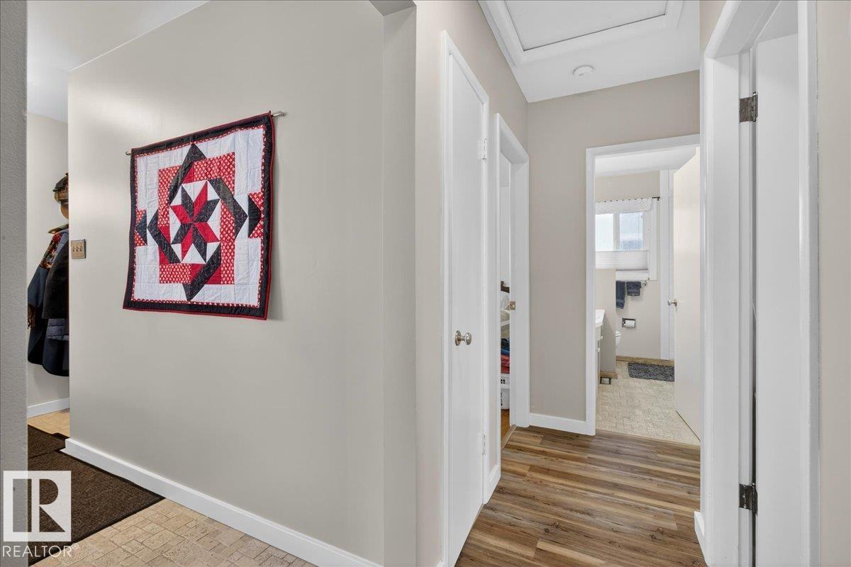 Photo 16 at 11010 38 Street NW, Beverly Heights, Edmonton