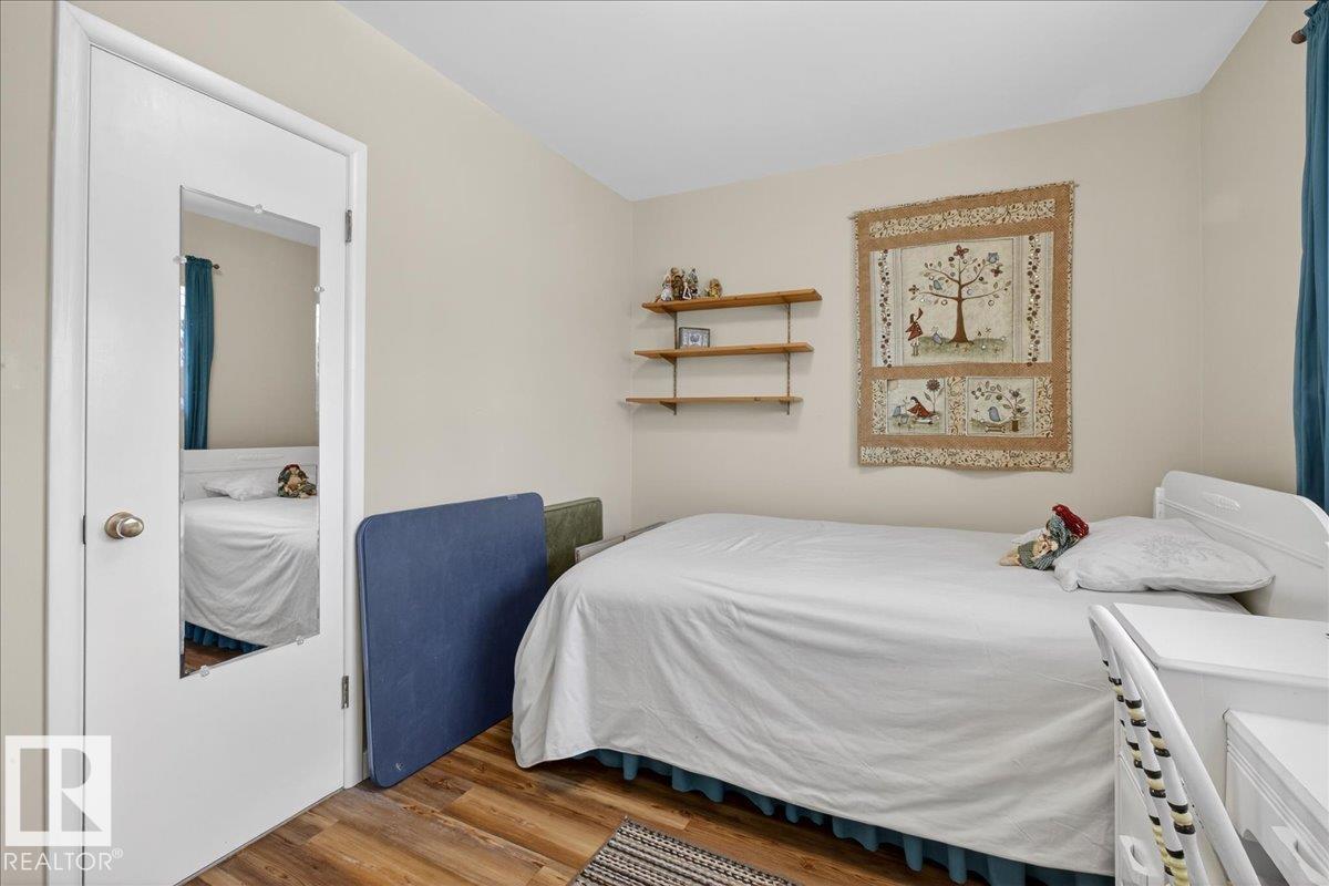 Photo 21 at 11010 38 Street NW, Beverly Heights, Edmonton