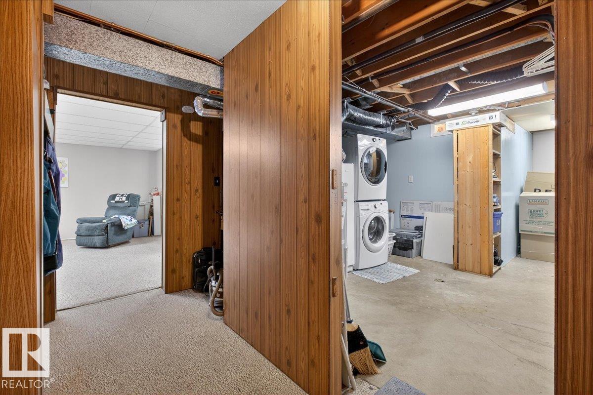 Photo 28 at 11010 38 Street NW, Beverly Heights, Edmonton