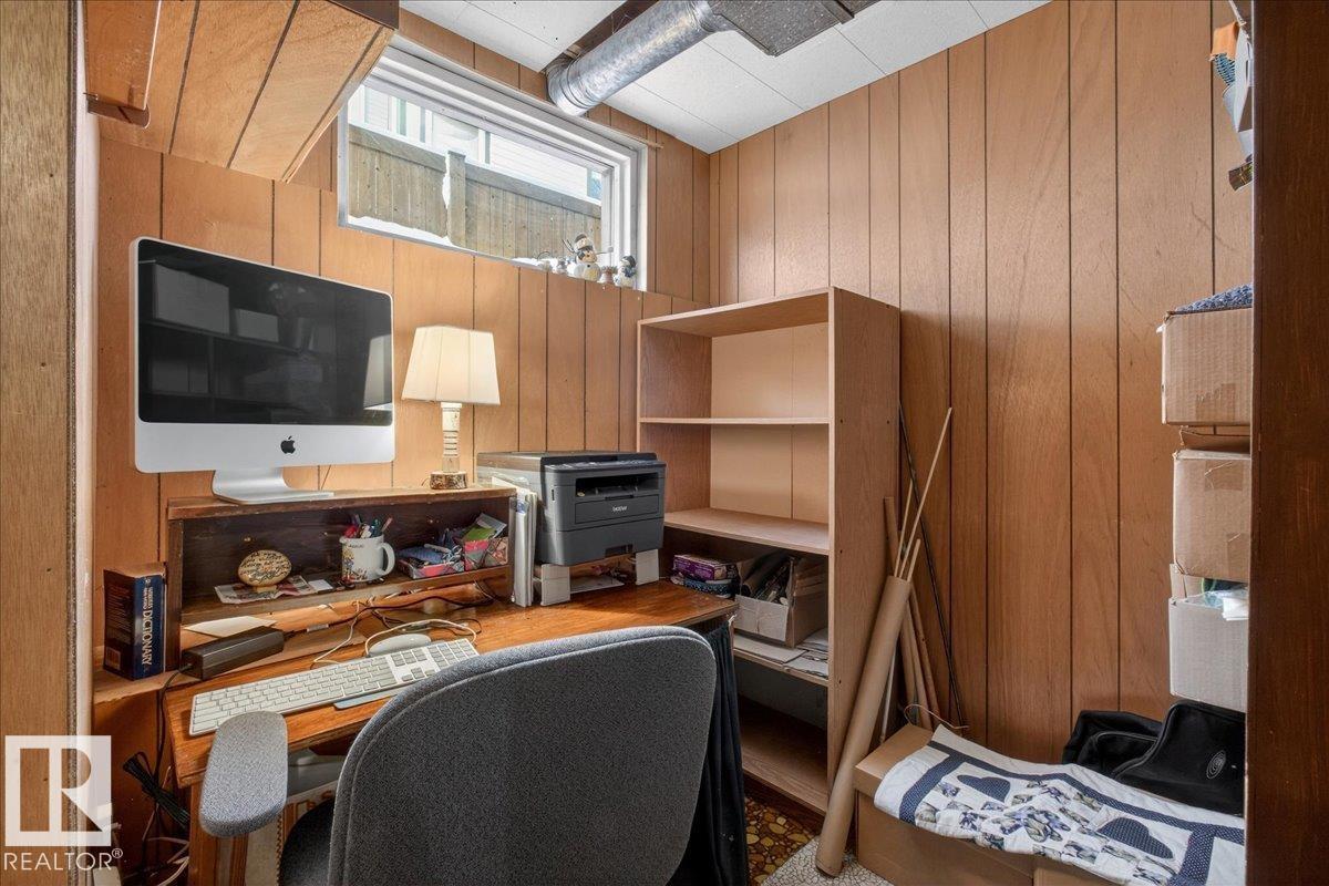 Photo 39 at 11010 38 Street NW, Beverly Heights, Edmonton