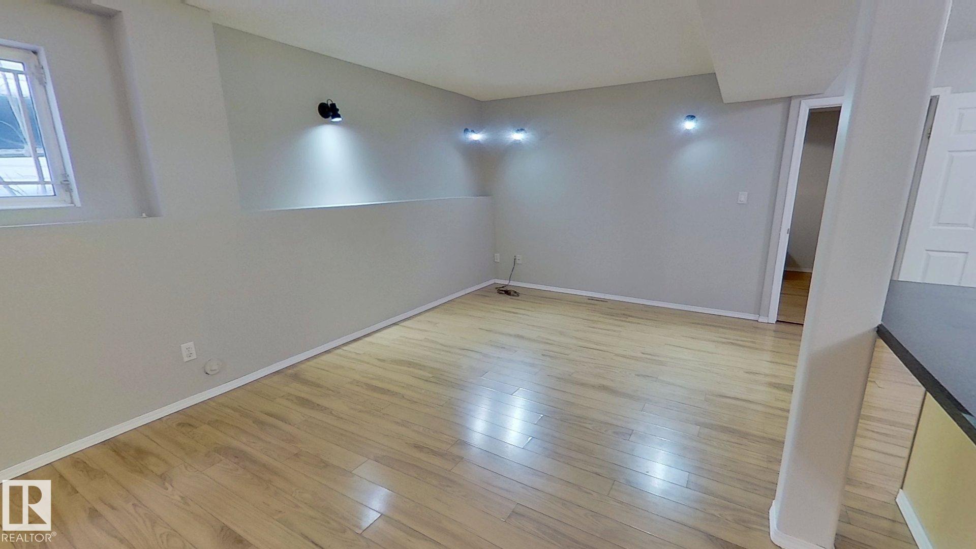 Photo 23 at 9331 103 Avenue NW, Boyle Street, Edmonton