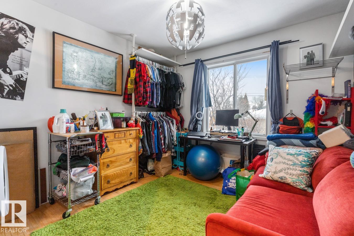 Photo 11 at 9232 86 Street NW, Strathearn, Edmonton