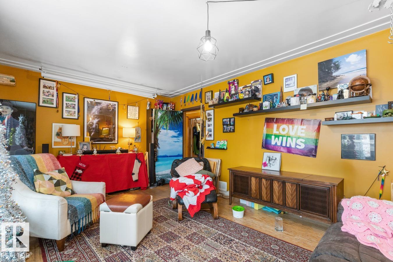 9232 86 Street NW, Strathearn, Edmonton