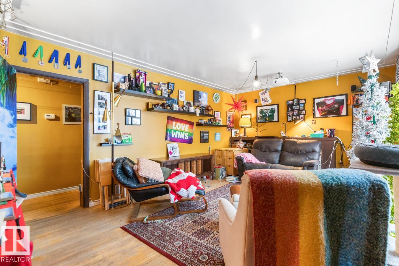 9232 86 Street NW, Strathearn, Edmonton