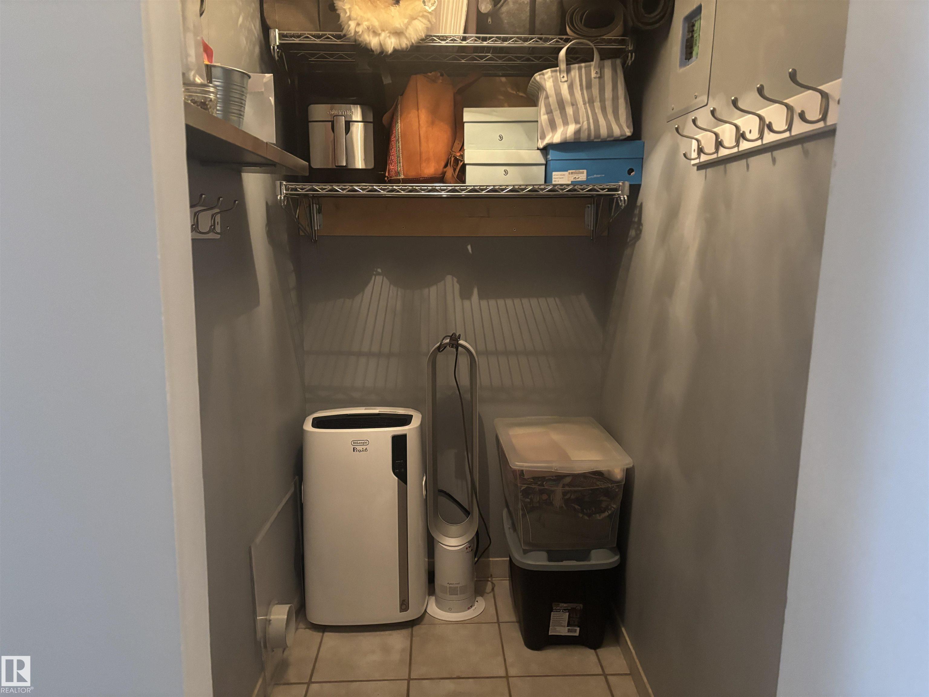 Photo 17 at 314 - 10148 118 Street NW, Wîhkwêntôwin, Edmonton