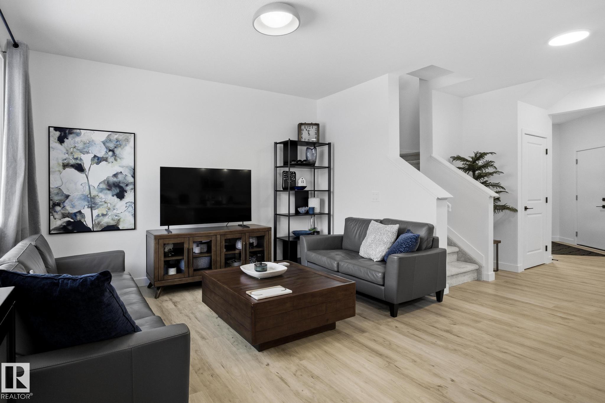 Photo 11 at 1350 Siskin Wynd NW, Kinglet Gardens, Edmonton