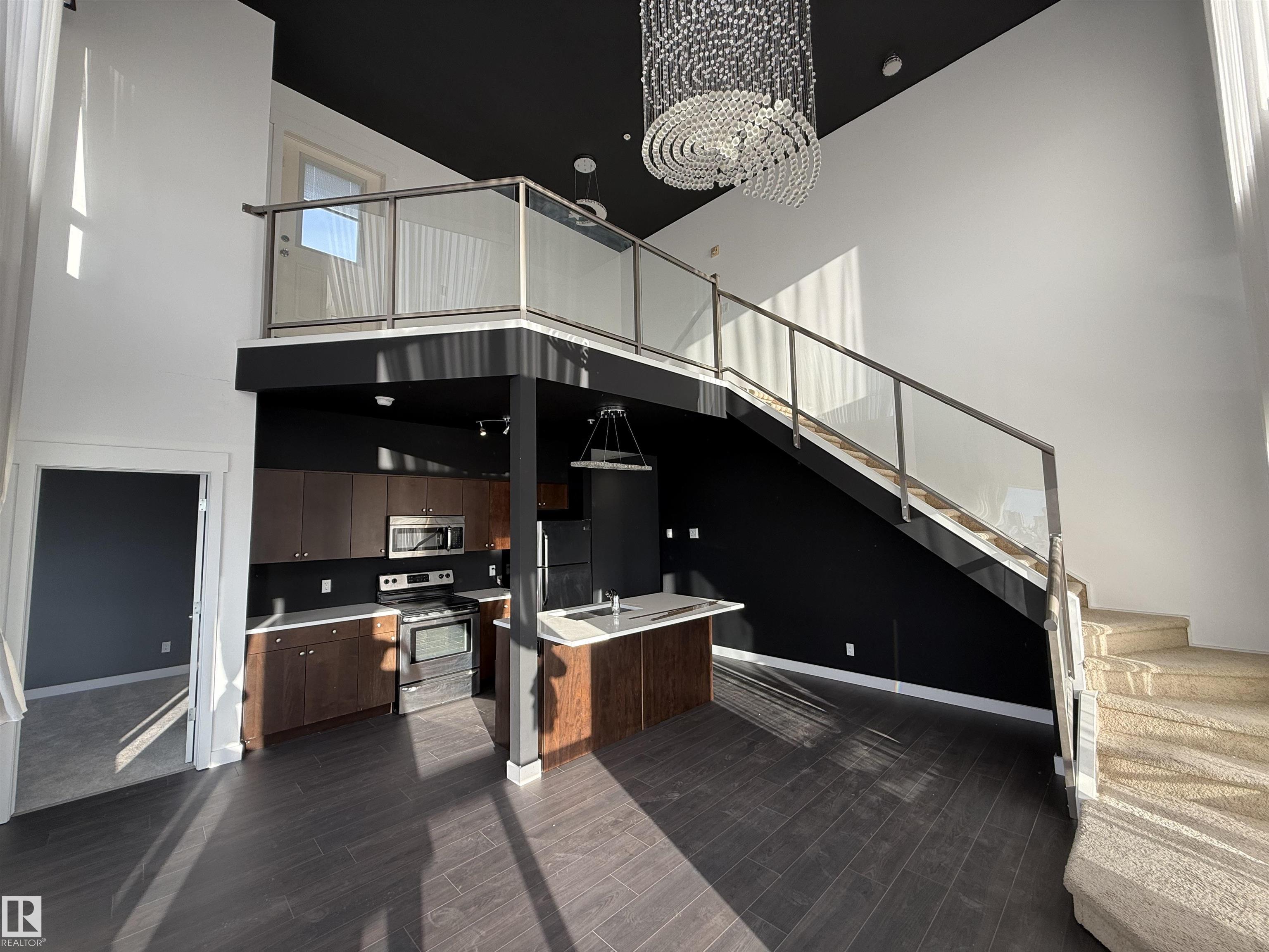 Photo 11 at 611 - 11425 105 Avenue NW, Queen Mary Park, Edmonton