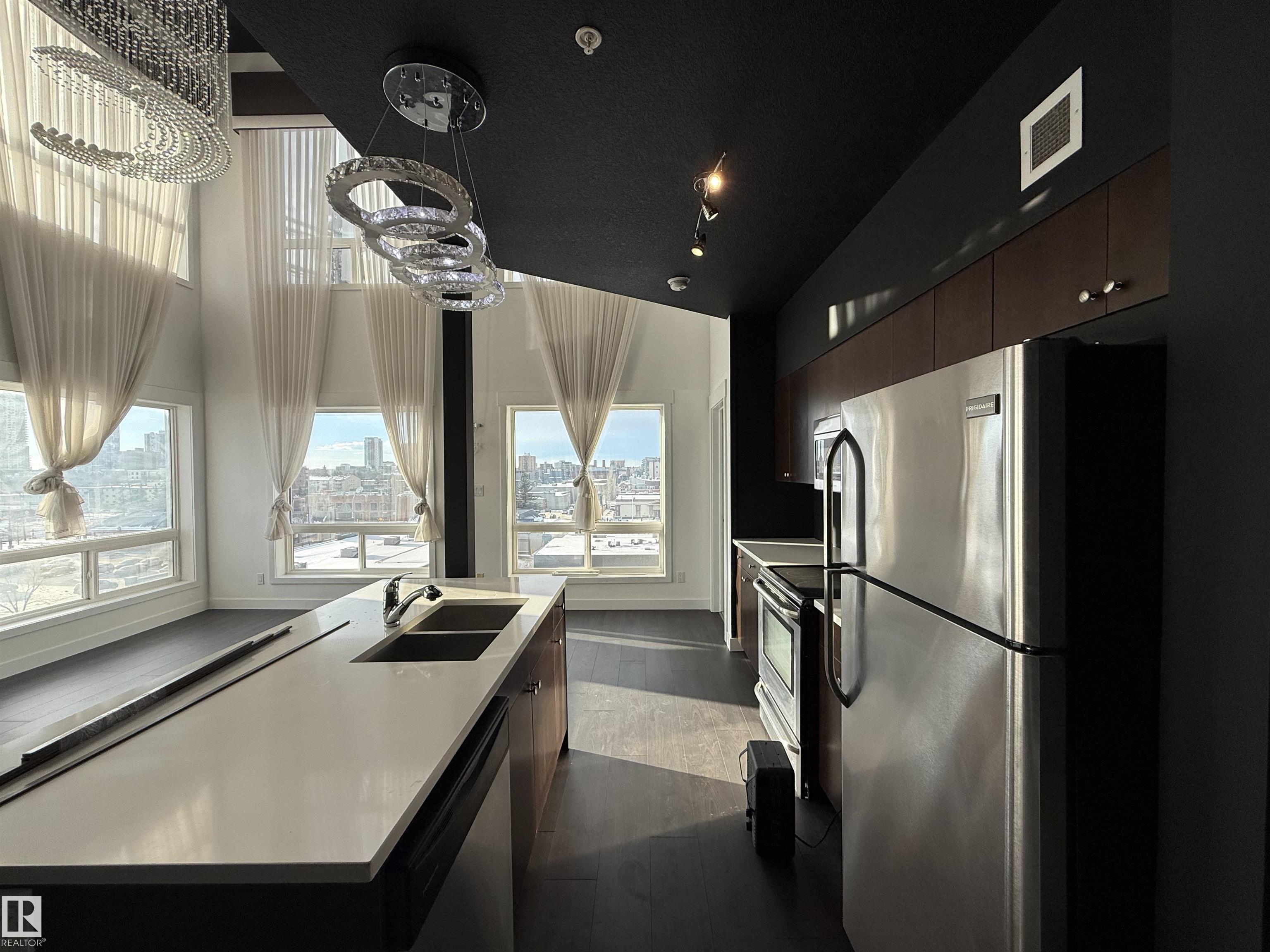 Photo 13 at 611 - 11425 105 Avenue NW, Queen Mary Park, Edmonton