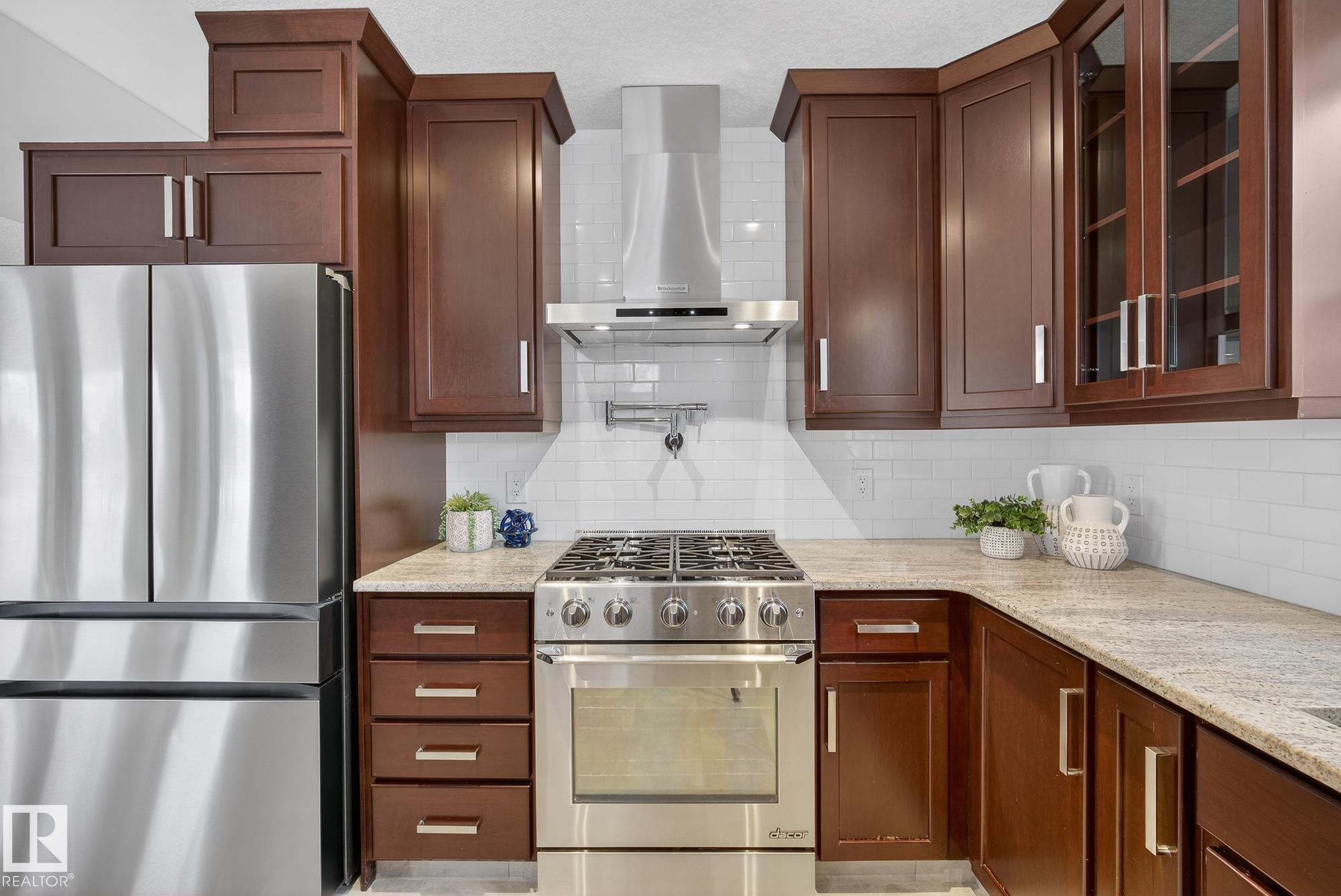 Photo 22 at 9714 87 Street NW, Strathearn, Edmonton