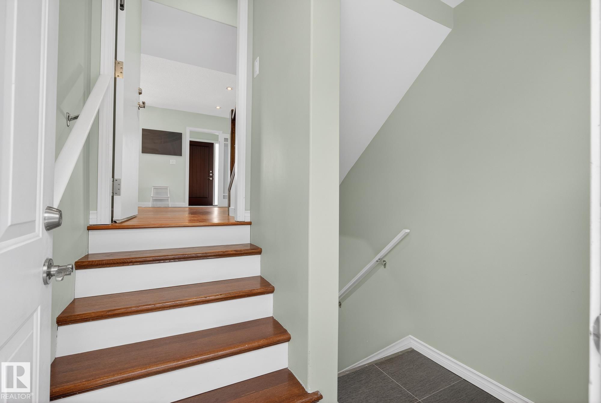 Photo 42 at 9714 87 Street NW, Strathearn, Edmonton