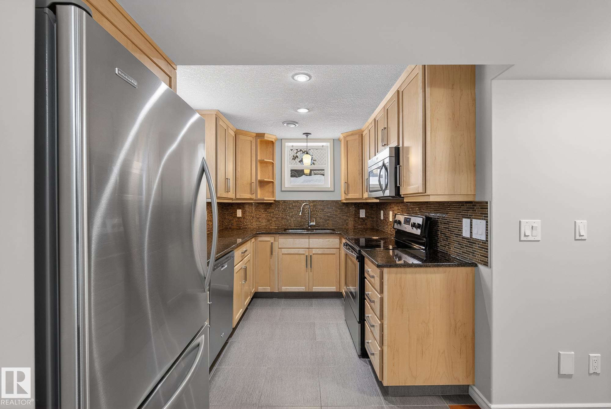 Photo 46 at 9714 87 Street NW, Strathearn, Edmonton