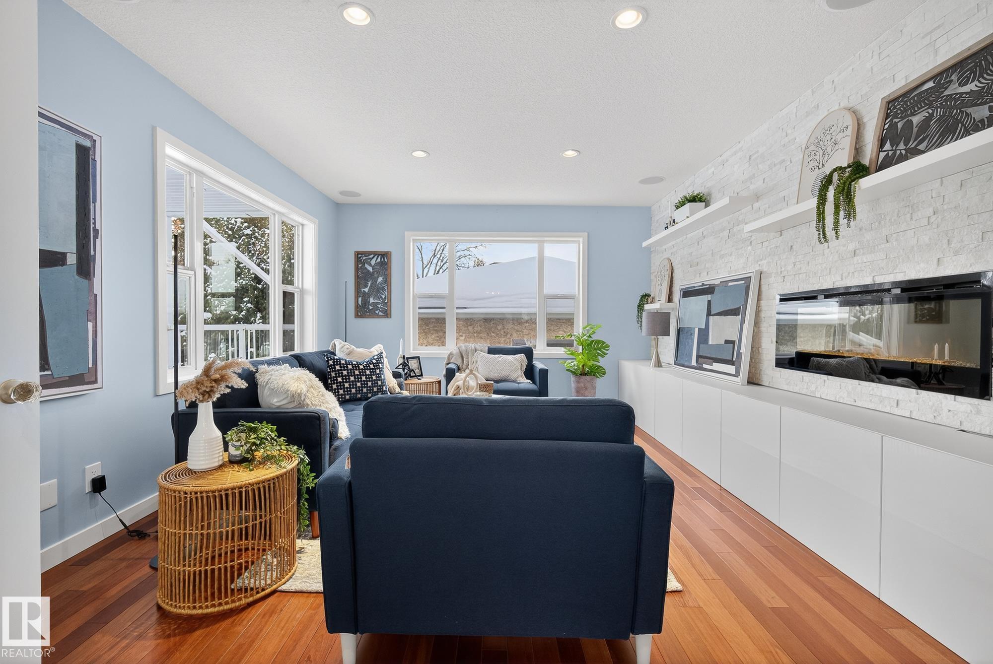 Photo 10 at 9714 87 Street NW, Strathearn, Edmonton