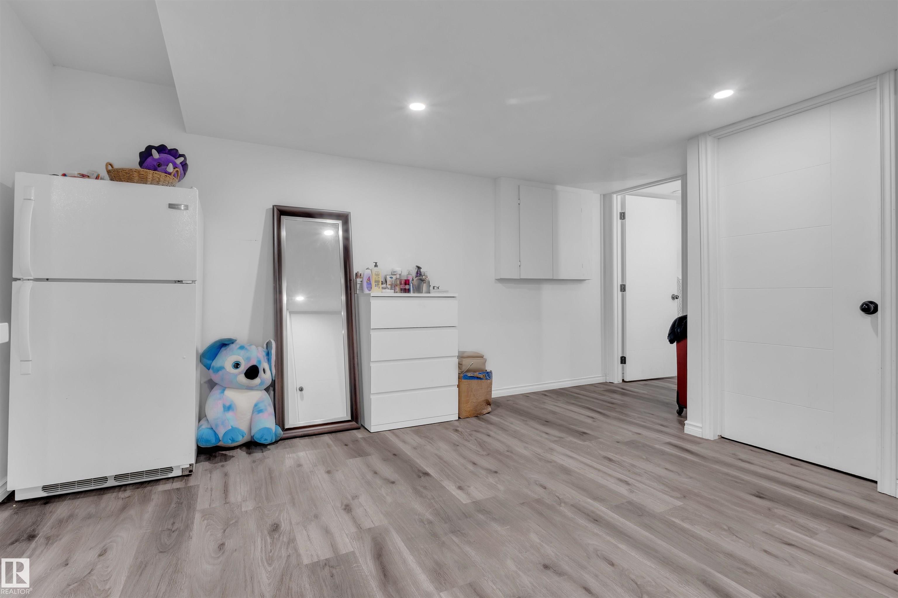 Photo 32 at 3131 14 Avenue NW, Laurel, Edmonton