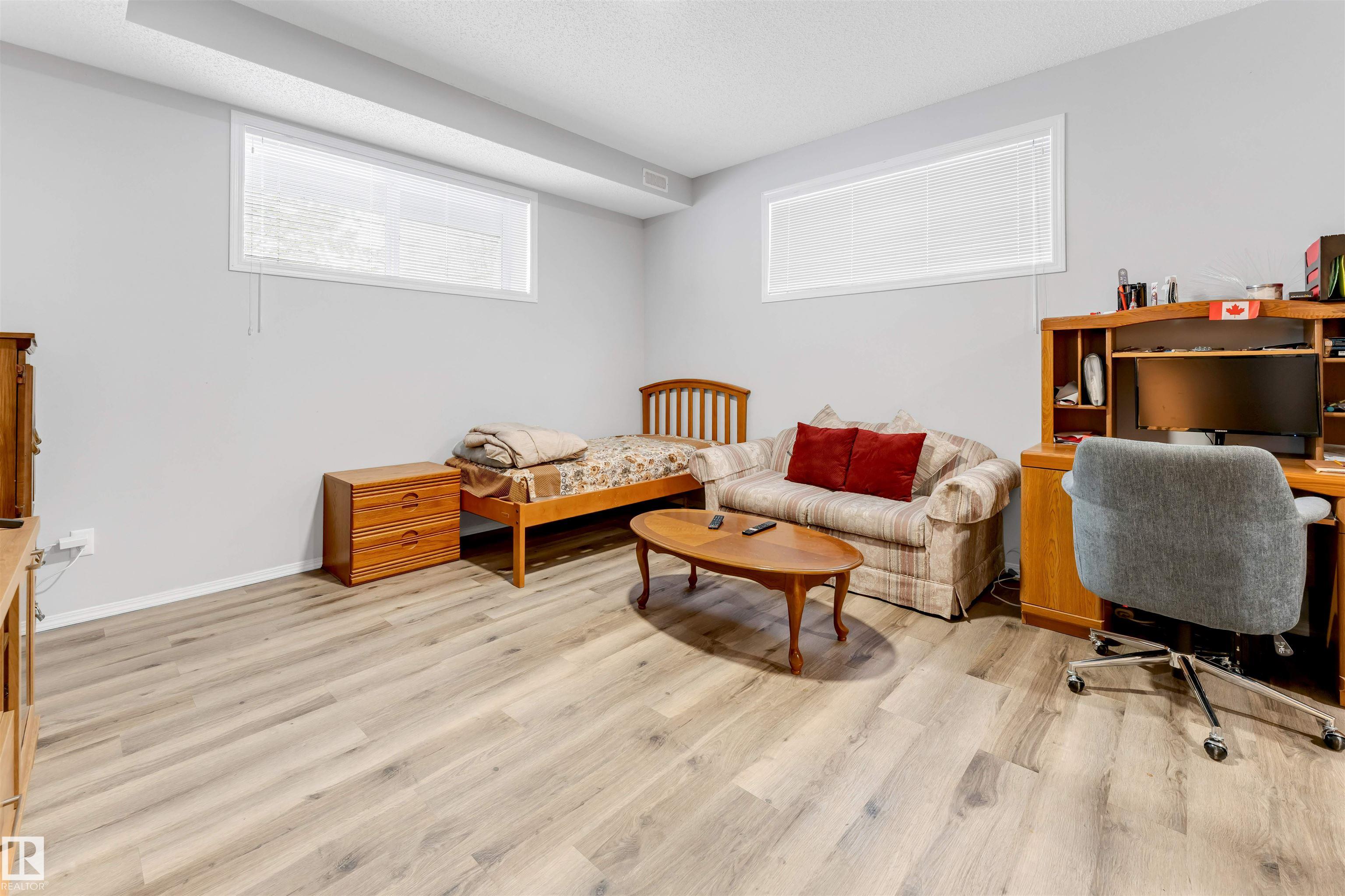 Photo 14 at 6 - 6520 2 Avenue SW, Charlesworth, Edmonton