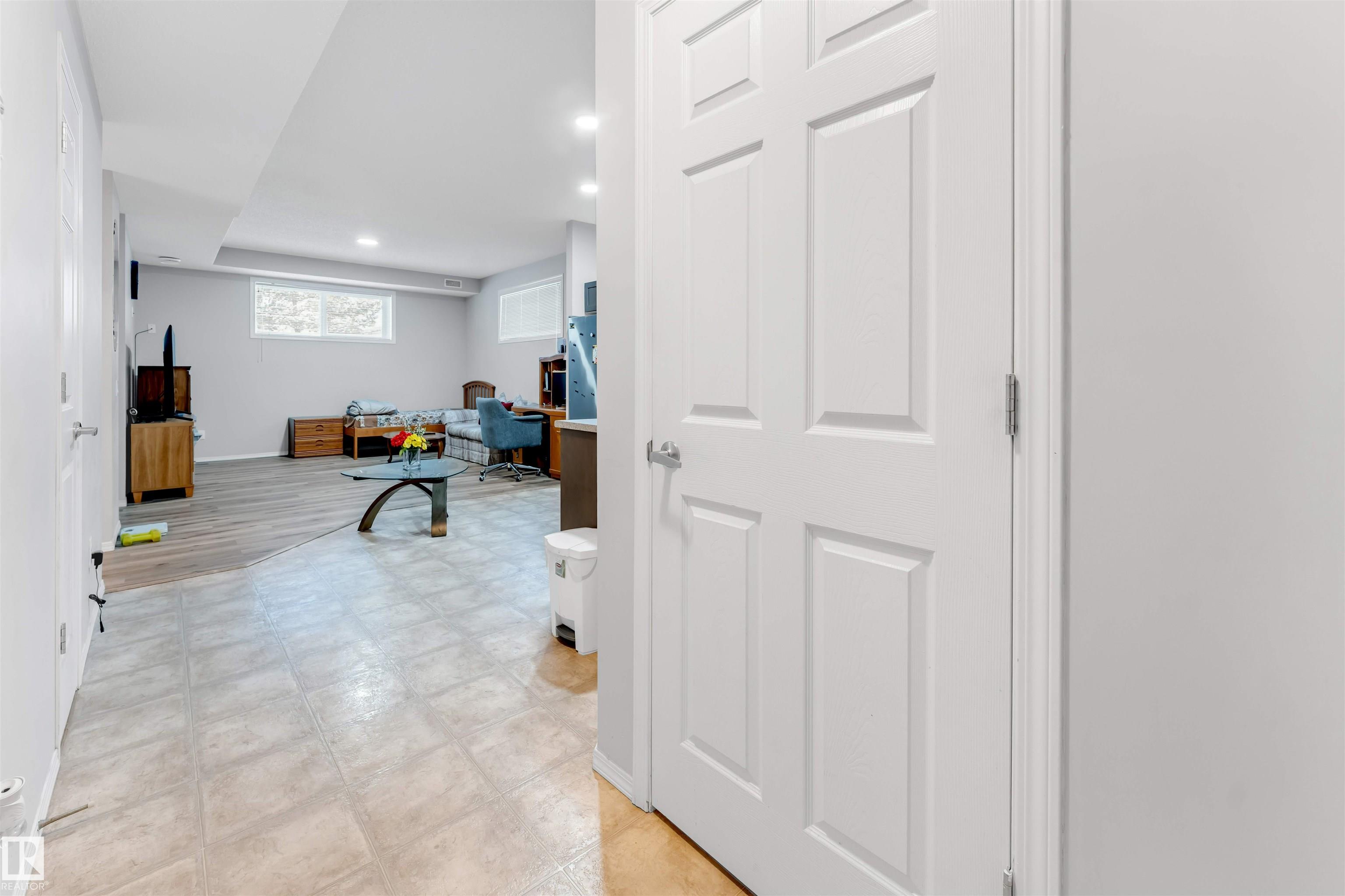 Photo 9 at 6 - 6520 2 Avenue SW, Charlesworth, Edmonton