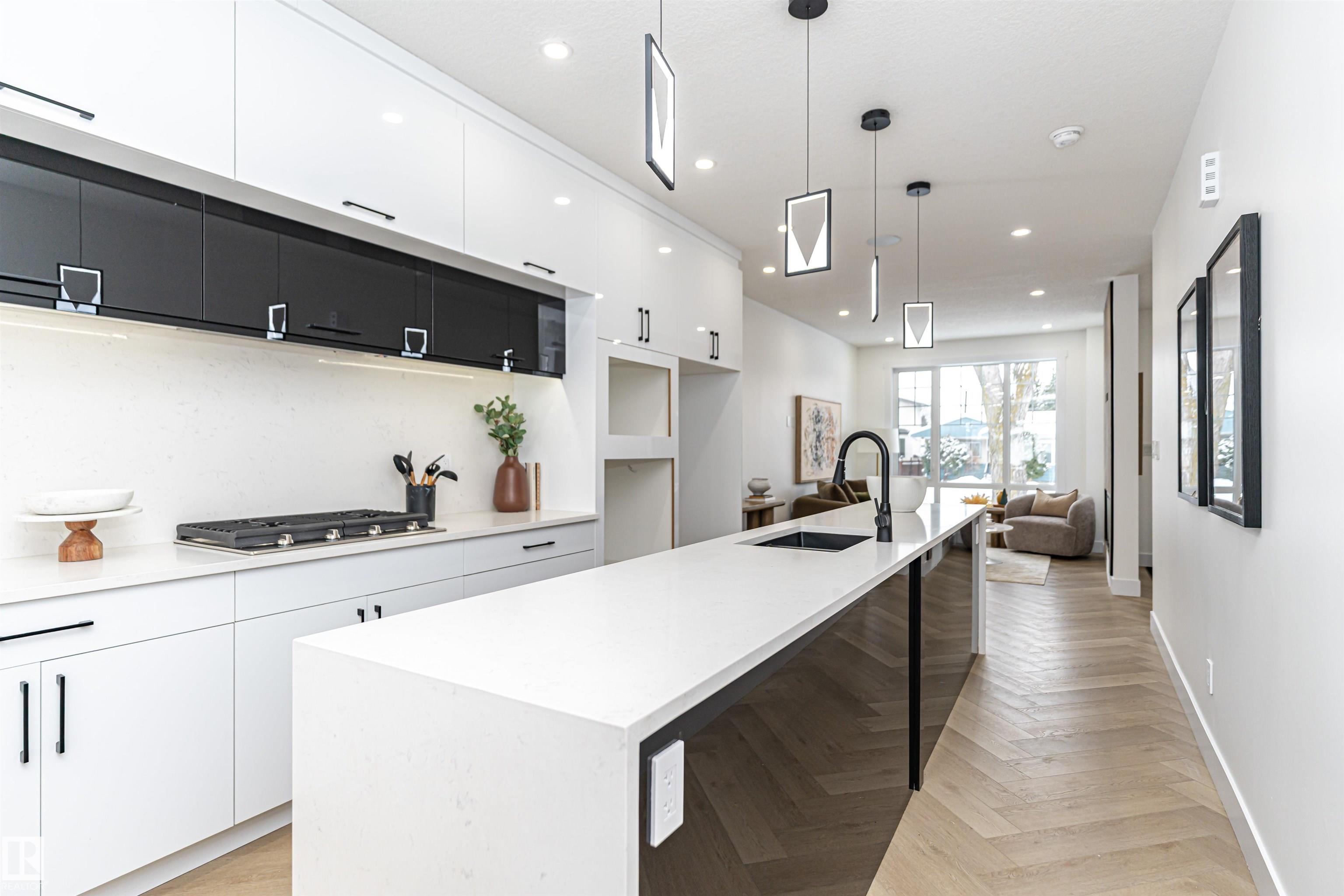 Photo 13 at 9622 86 Street NW, Strathearn, Edmonton