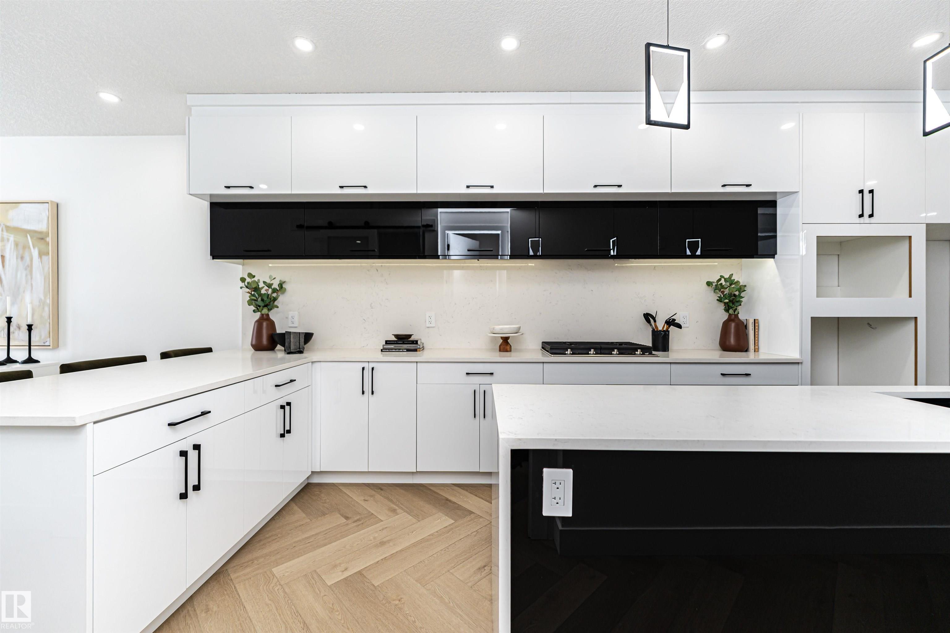 Photo 14 at 9622 86 Street NW, Strathearn, Edmonton