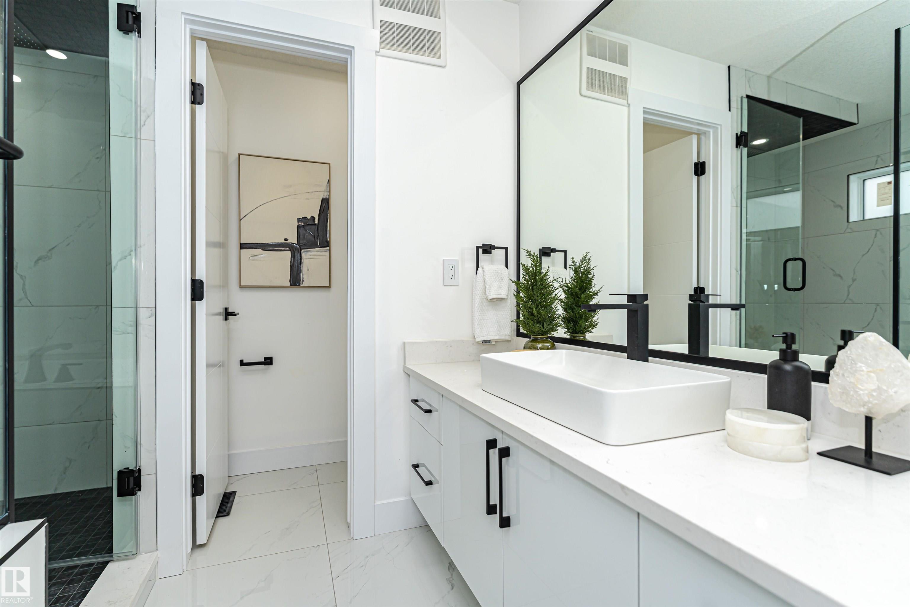 Photo 36 at 9622 86 Street NW, Strathearn, Edmonton