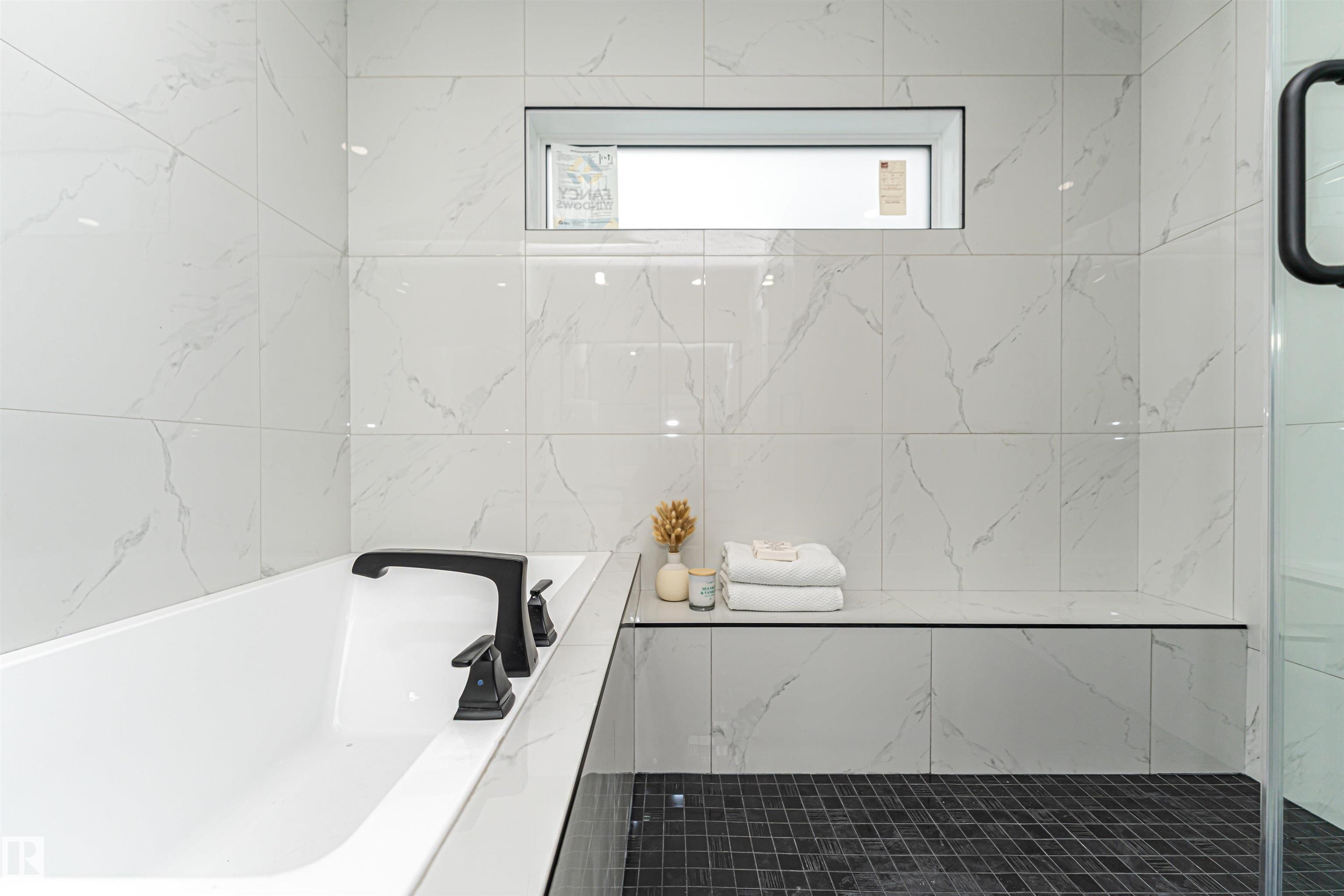 Photo 37 at 9622 86 Street NW, Strathearn, Edmonton