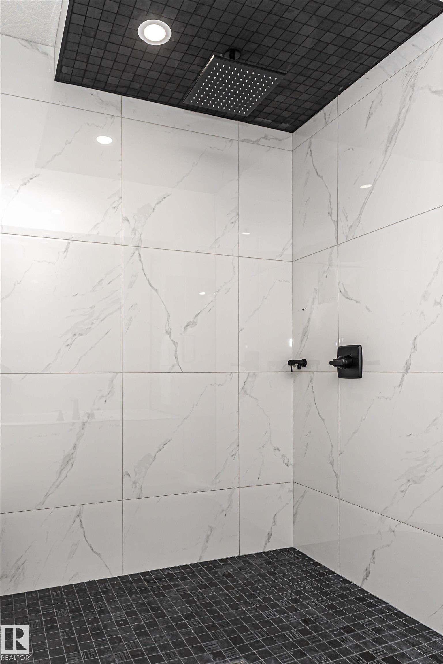 Photo 38 at 9622 86 Street NW, Strathearn, Edmonton