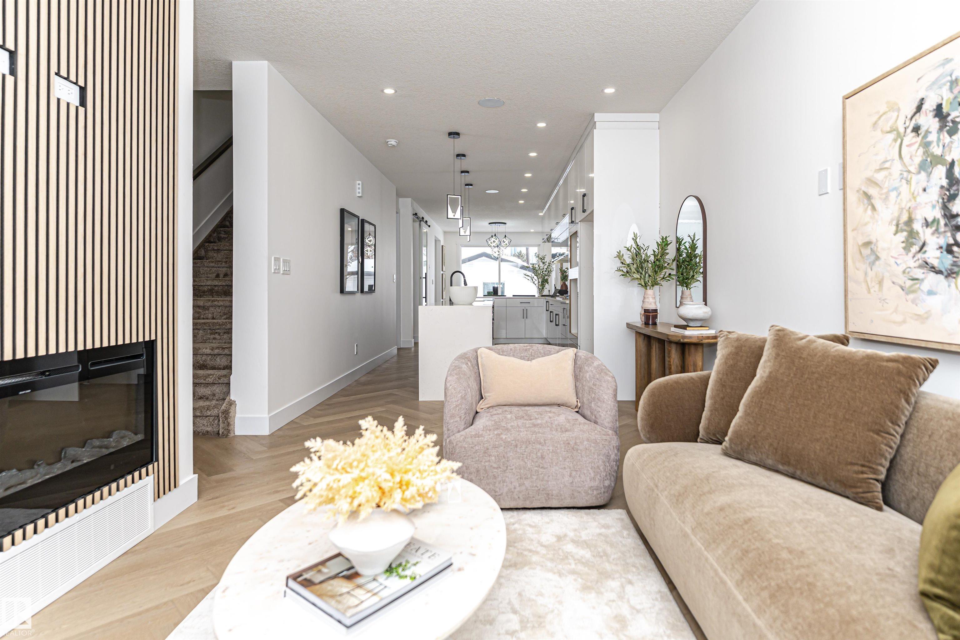 Photo 7 at 9622 86 Street NW, Strathearn, Edmonton