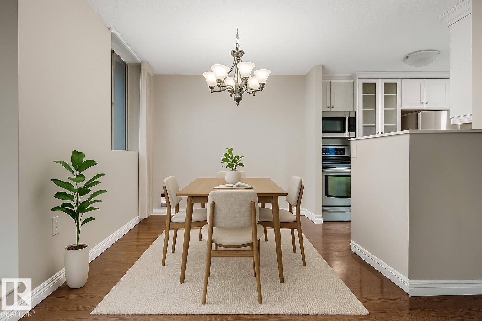 Photo 9 at 1012 - 11307 99 Avenue NW, Wîhkwêntôwin, Edmonton