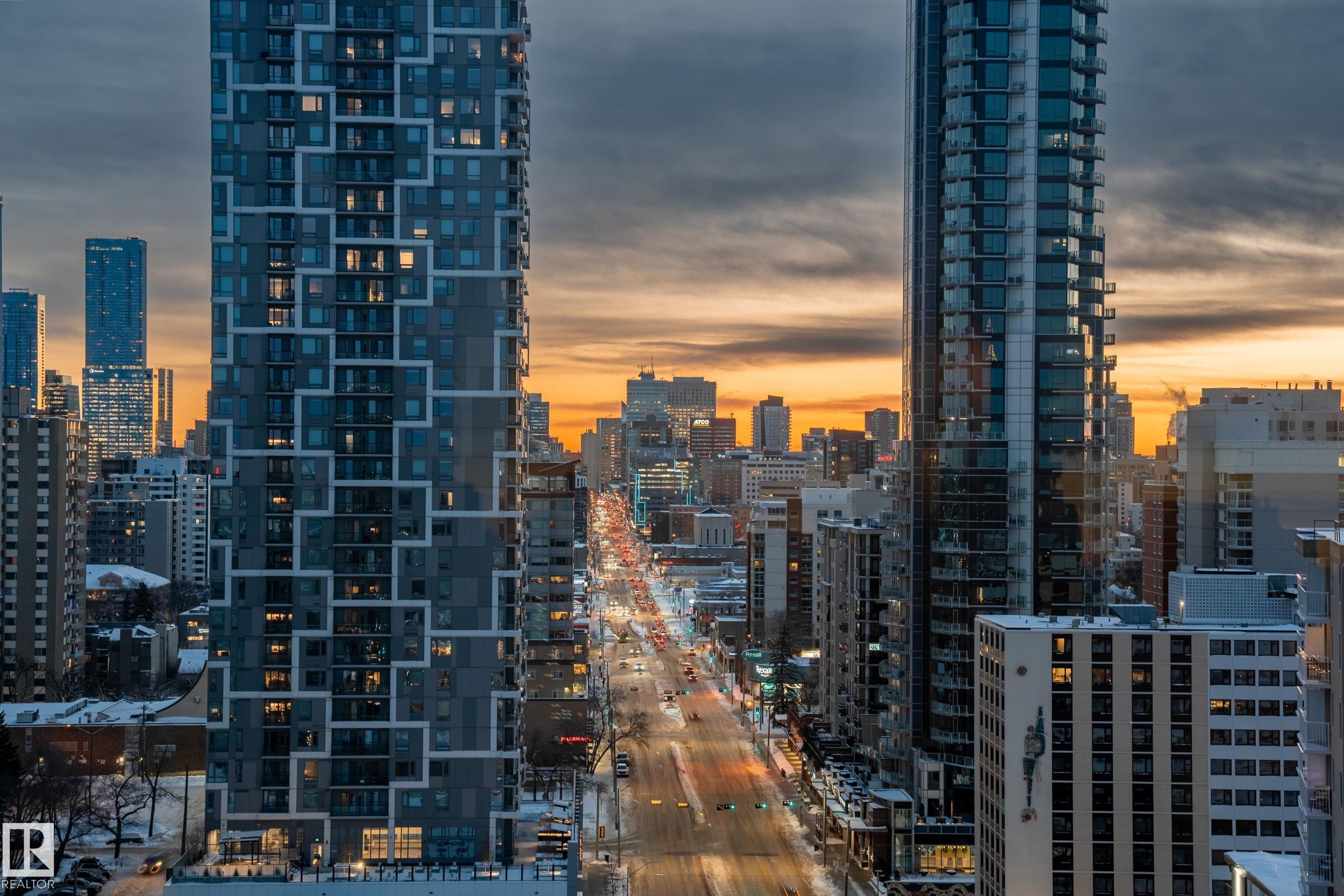 1901 - 10011 123 Street NW, Wîhkwêntôwin, Edmonton